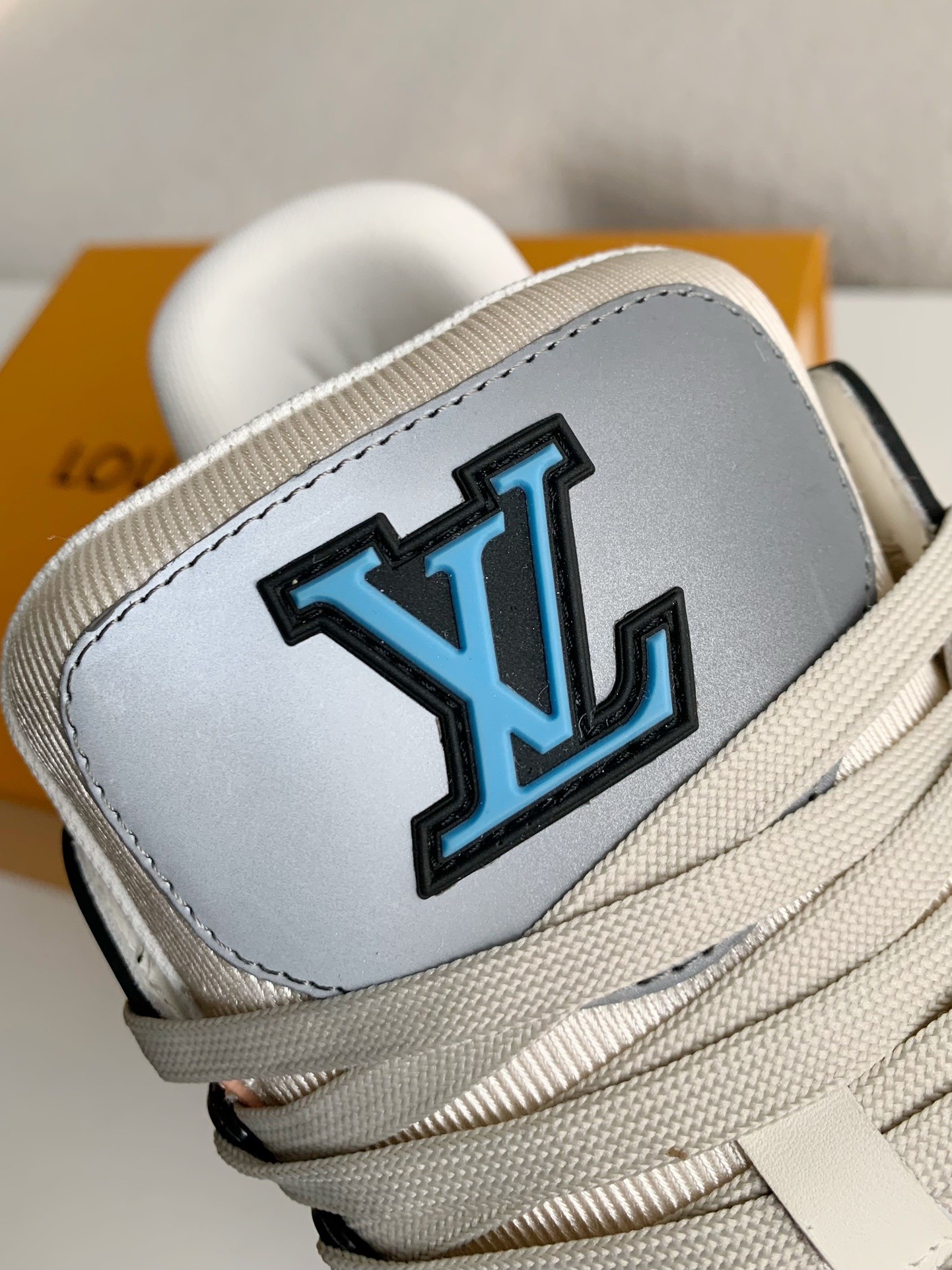 【#2814】 LOUIS VUITTON TRAINER Sneakers