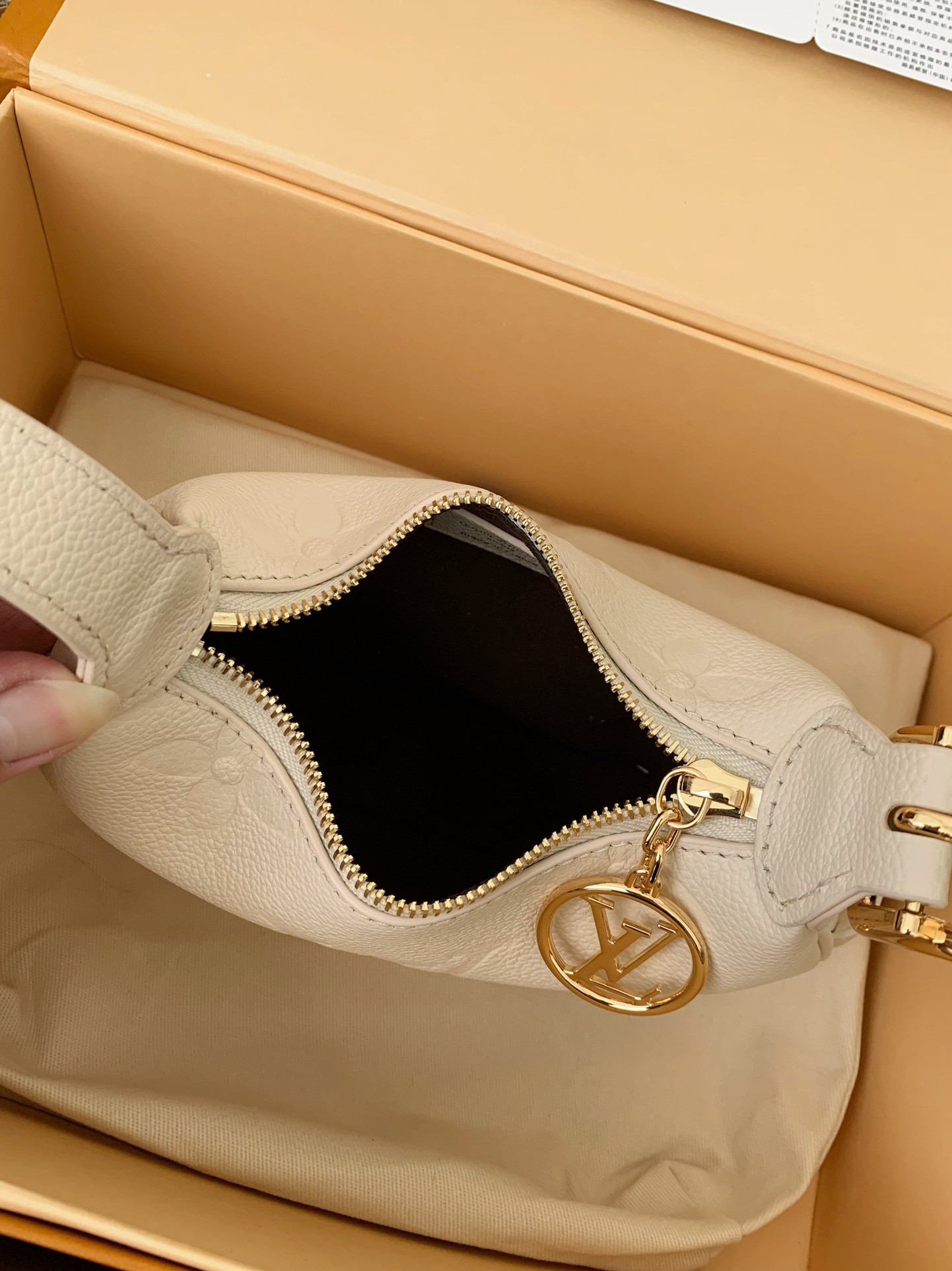 Louis Vuitton 23 New MINI MOON Handbag M82519, Top Quality