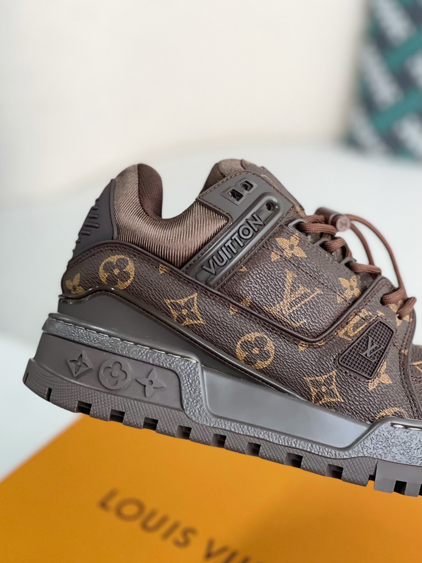 [#3340]LOUIS VUITTON TRAINER SNEAKERS