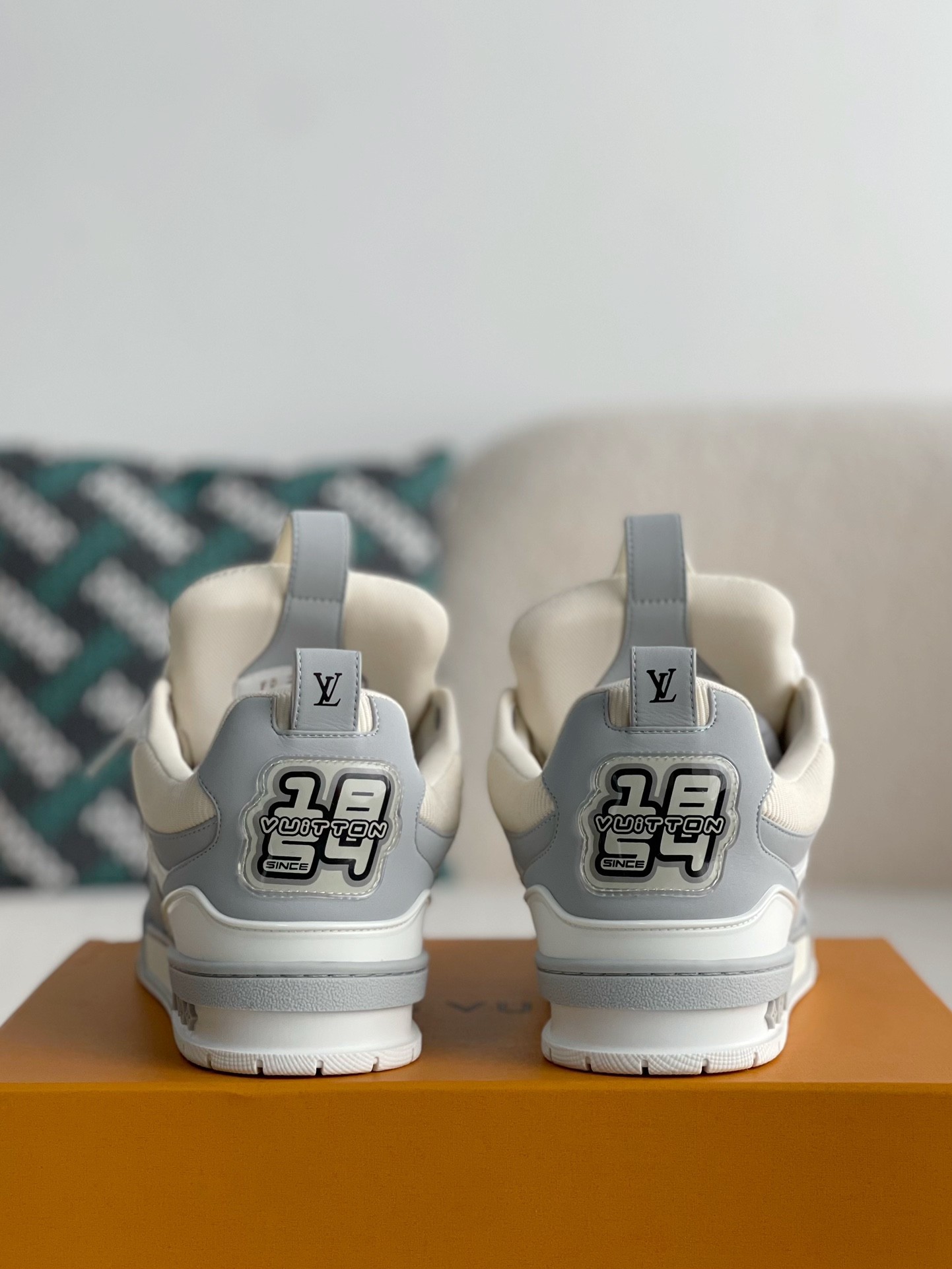 LOUIS VUITTON TRAINER SNEAKERS