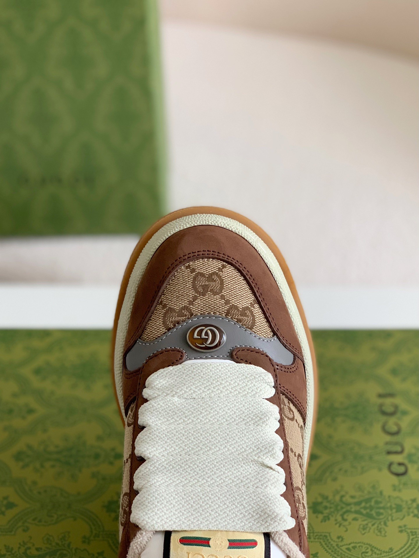 Gucci sneakers Cowhide