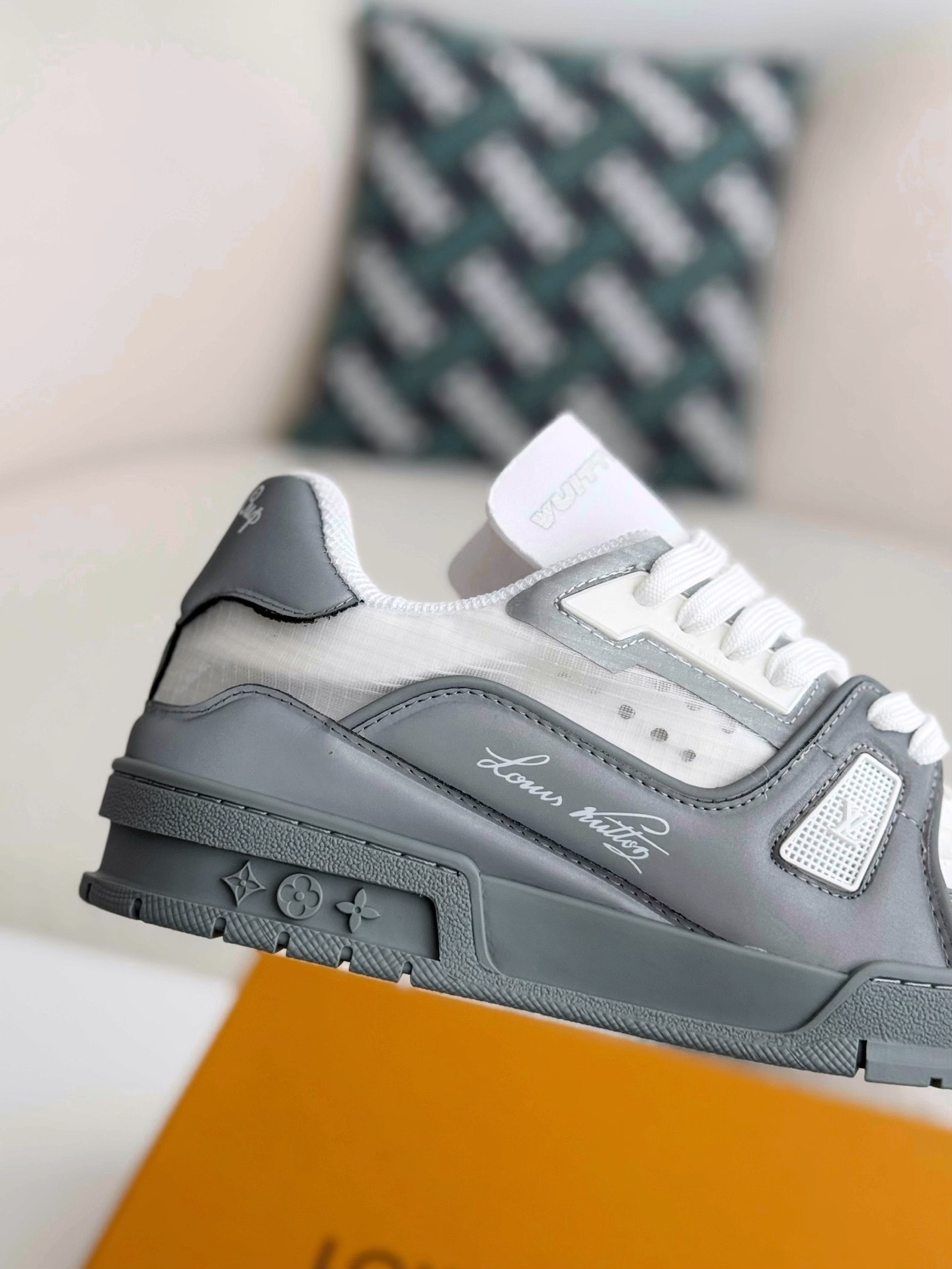 [#3836」 LOUIS VUITTON TRAINER CUP SNEAKERS