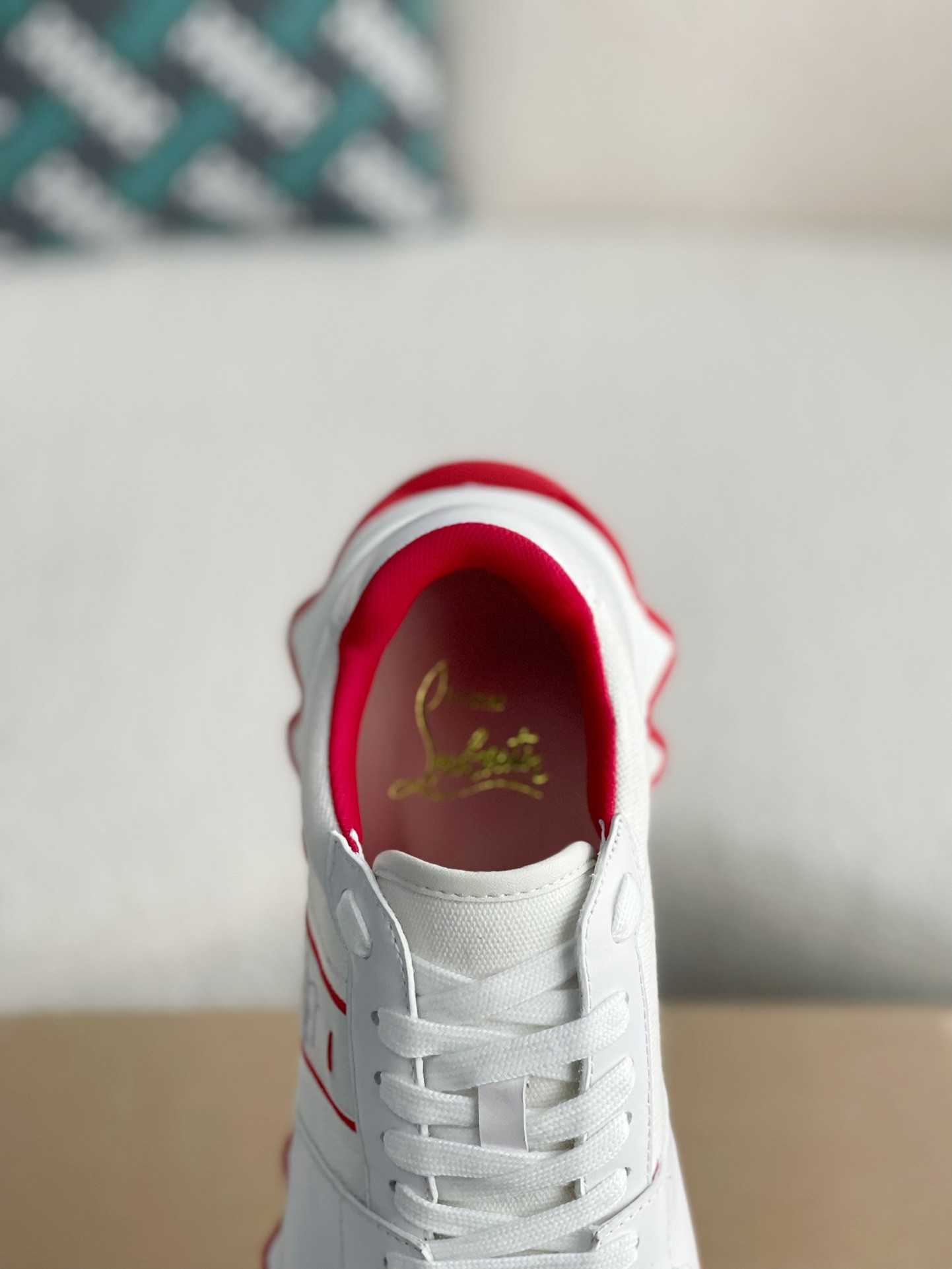 【#3016】 Christian Louboutin Sneakers