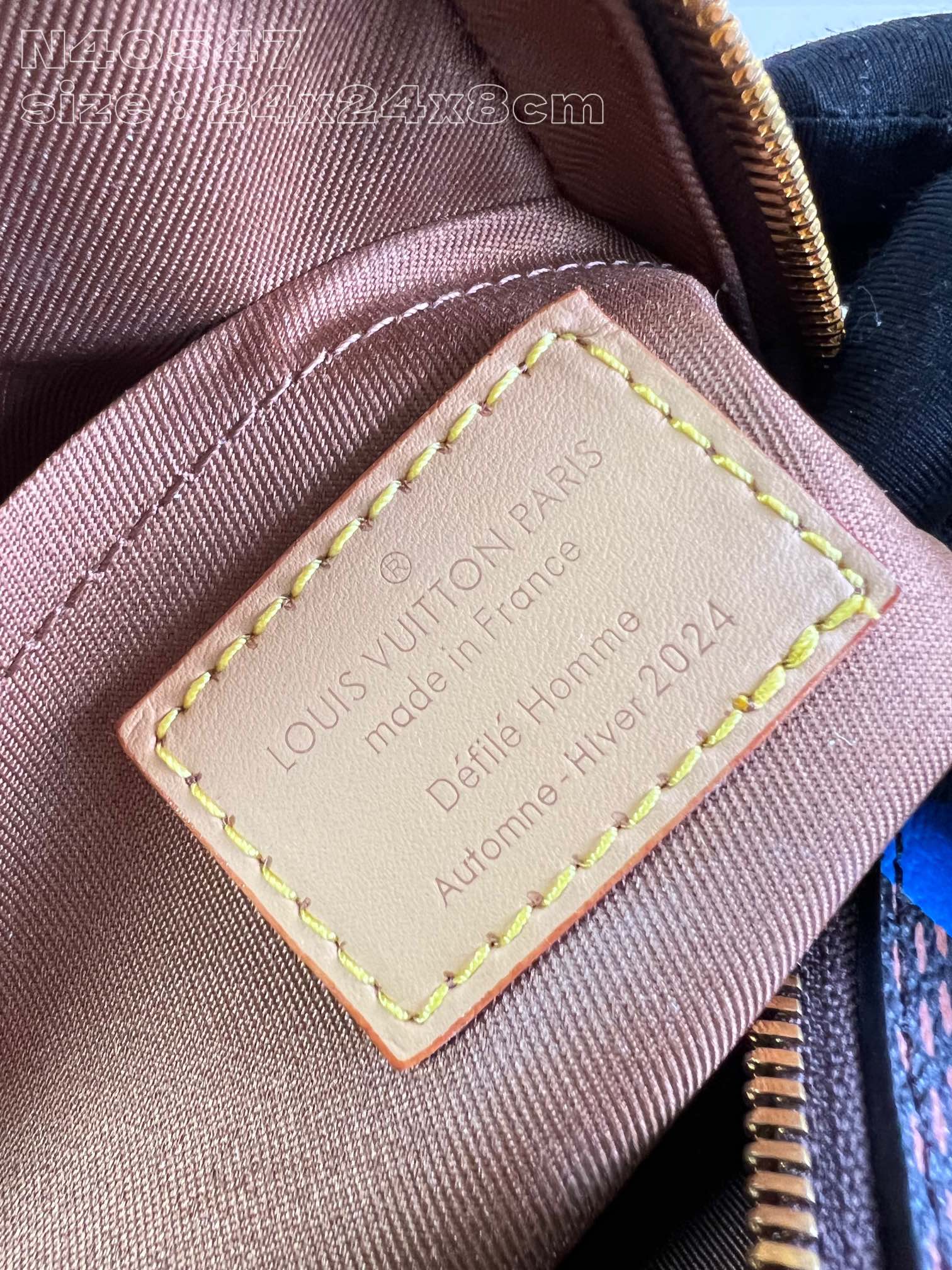 Louis Vuitton Chess Messenger N40547，Top quality