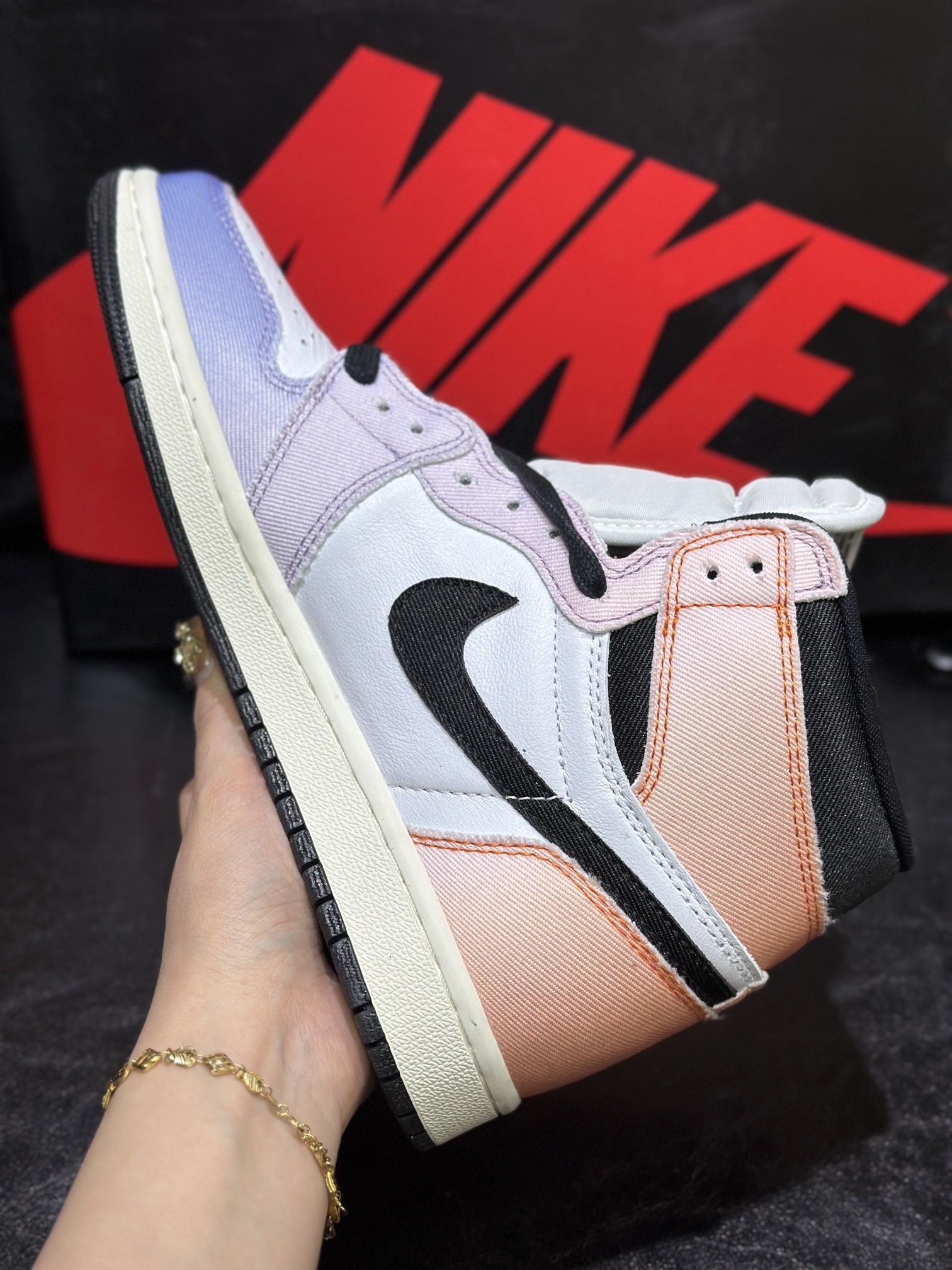 Jordan 1 Retro High OG Skyline