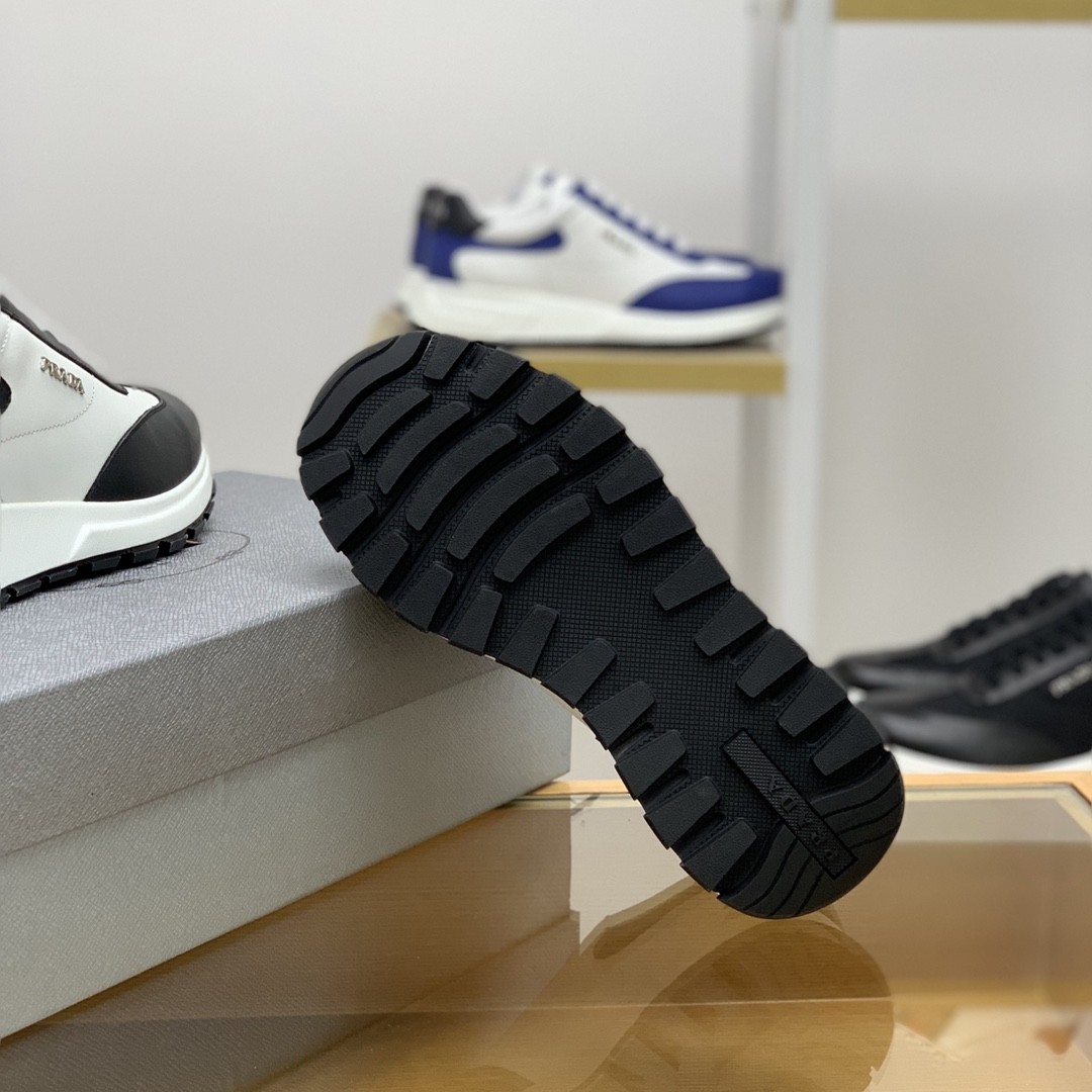 【#619】 Prada Sneakers