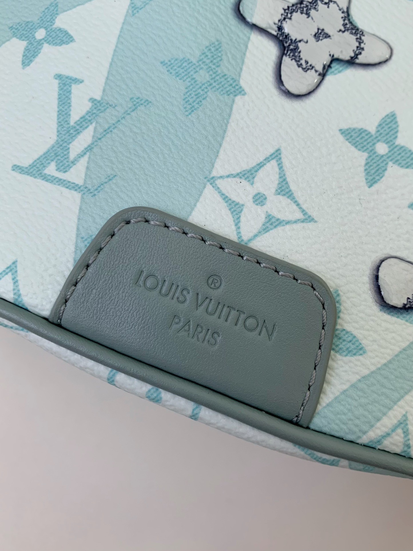Louis Vuitton 2023 New DISCOVERY Water Drop Green Waistpack M22765