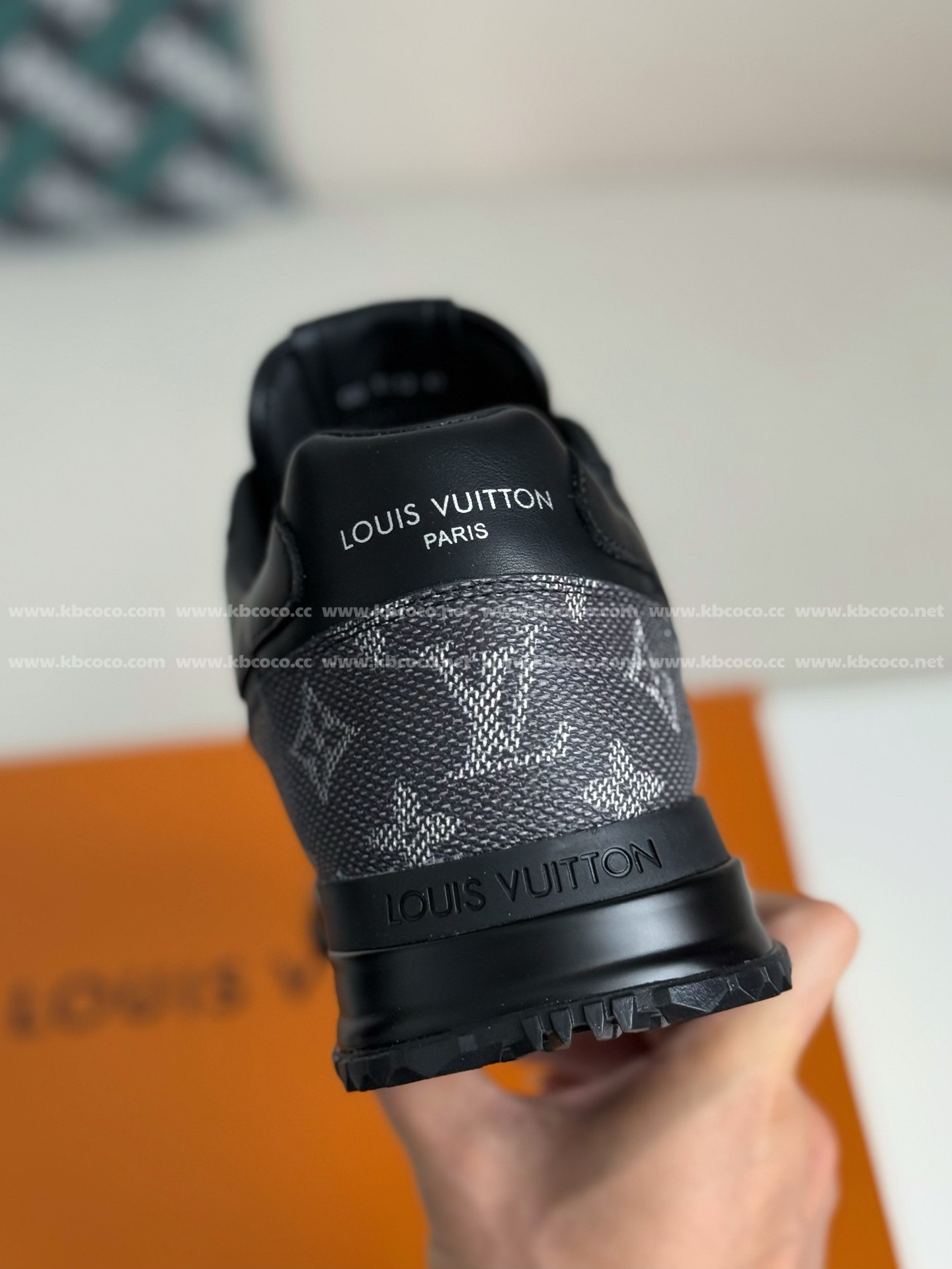 【#5478】 LOUIS VUITTON RUN AWAYCASUAL SHOES