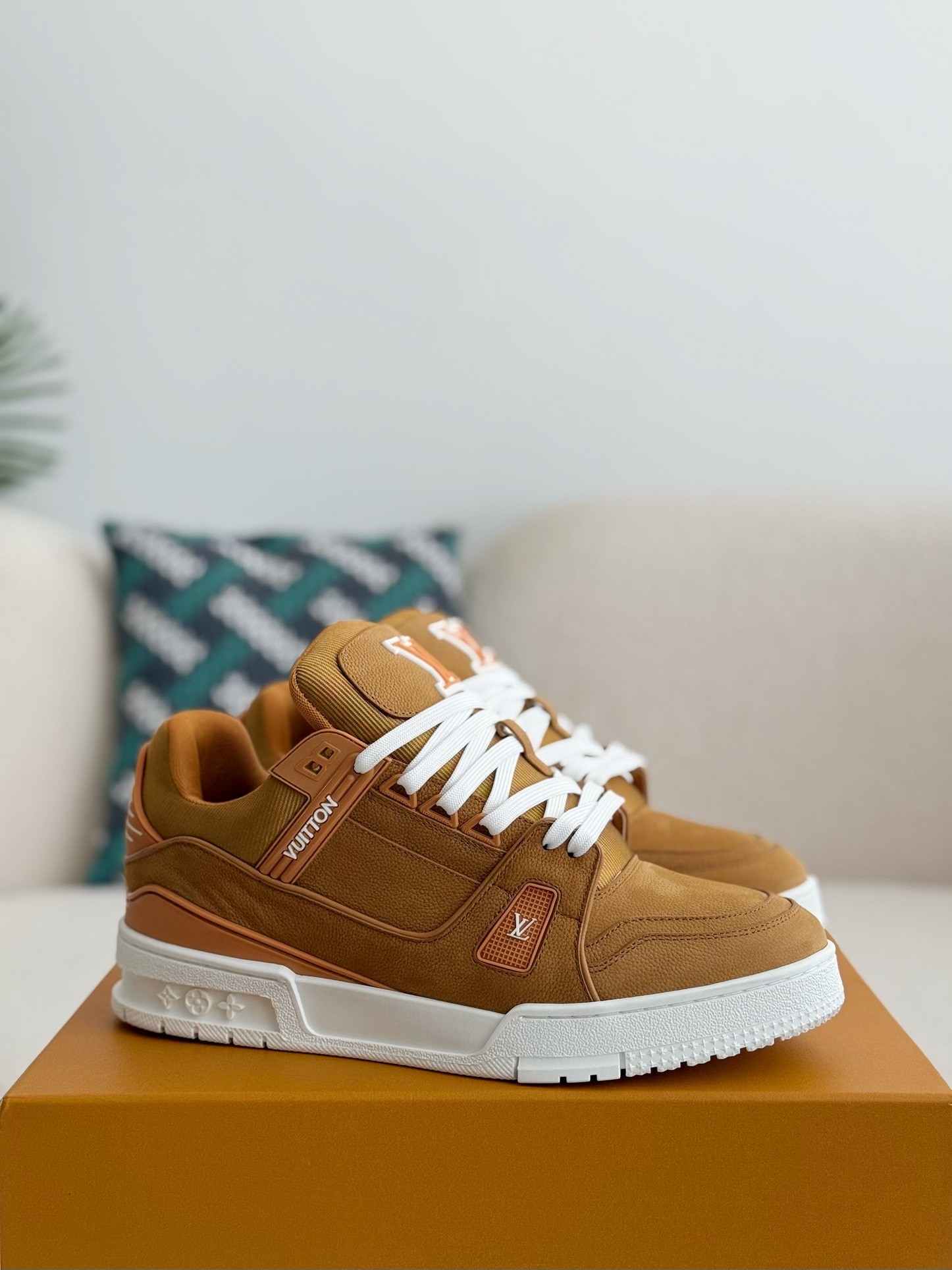 [#3756」 LOUIS VUITTON TRAINER SNEAKERS