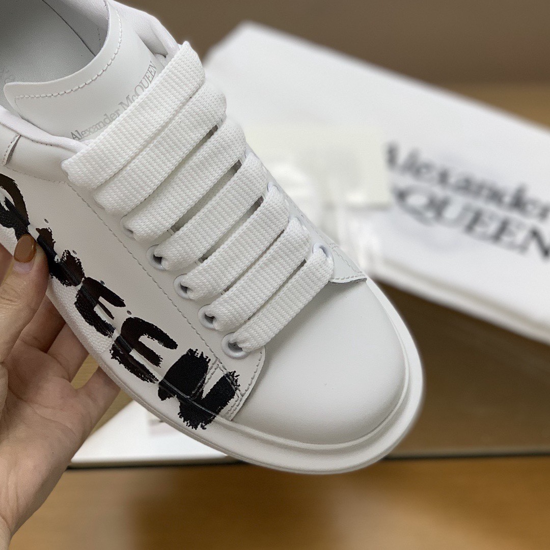 Alexander McQueen MQ 3D white letter Sneakers