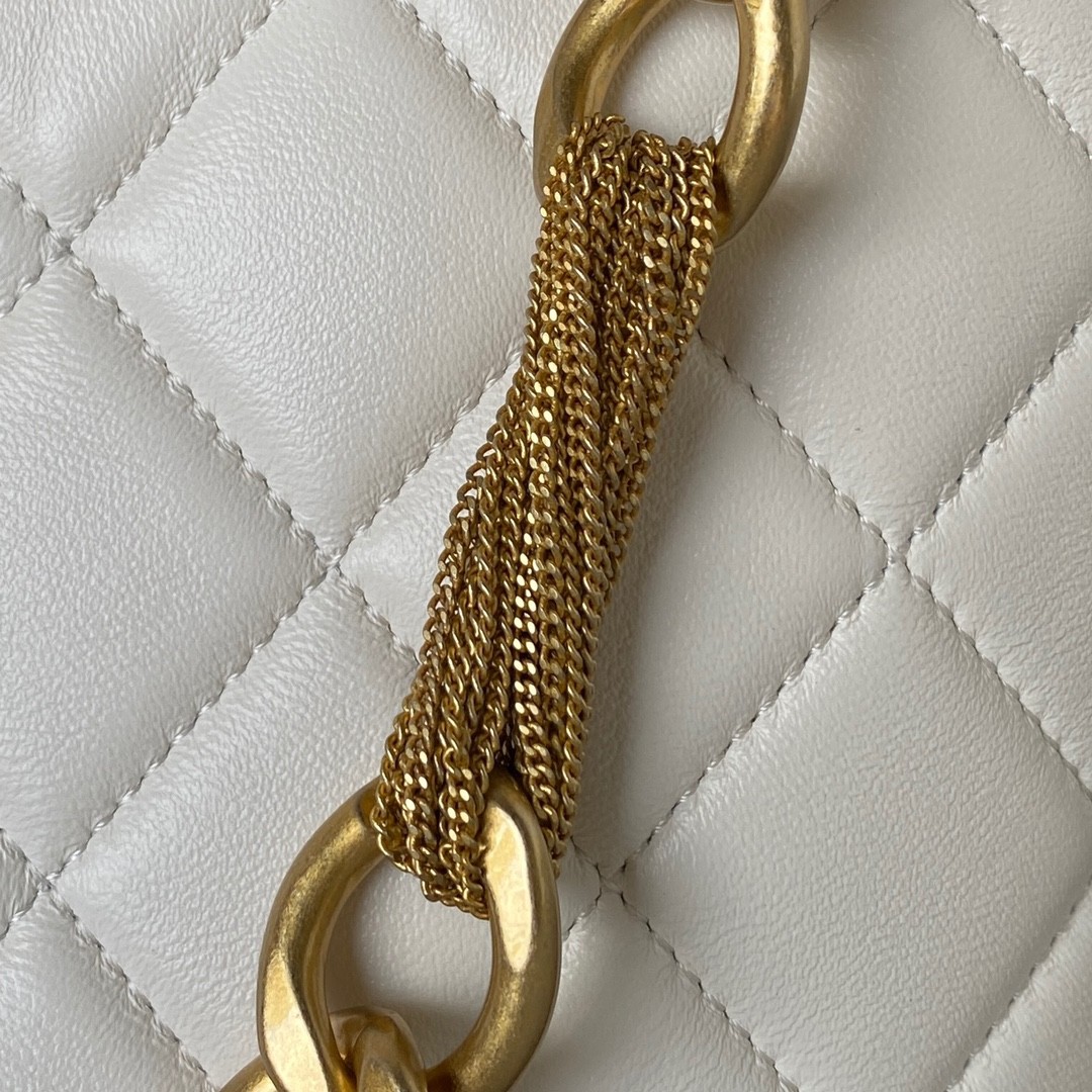 Chanel 22 3A Small Hobo Sheepskin Underarm Bag AS4220 Tassel Hardware, Top Quality