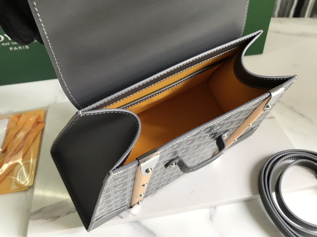 Goyard Saigon PM small bag, top quality