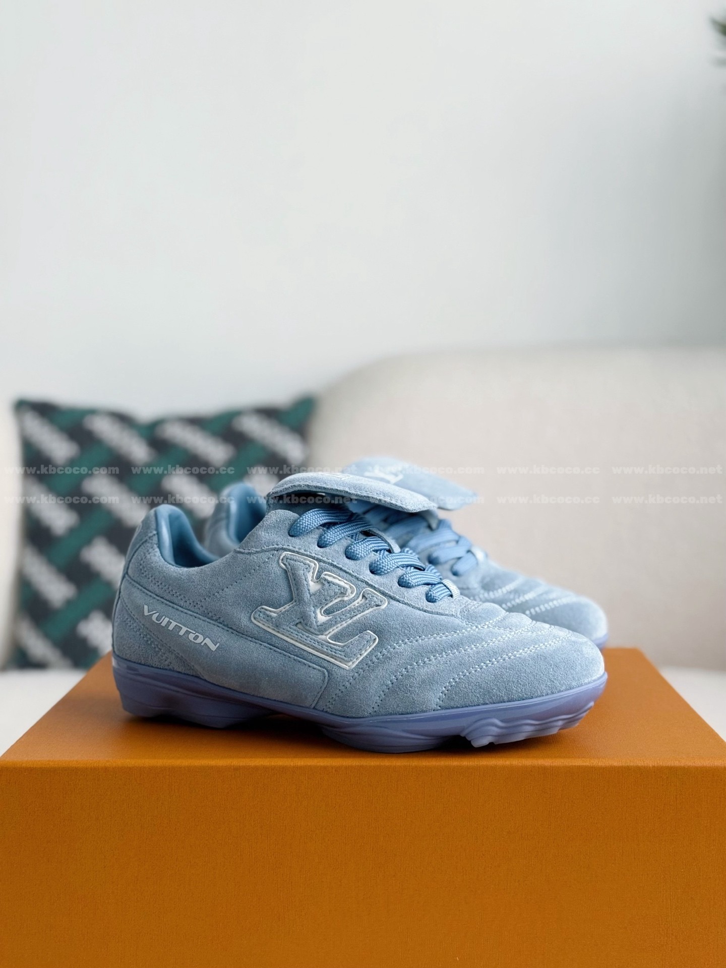 【#5869】 LOUIS VUITTON FOOTPRINTSOCCER CASUAL SHOES