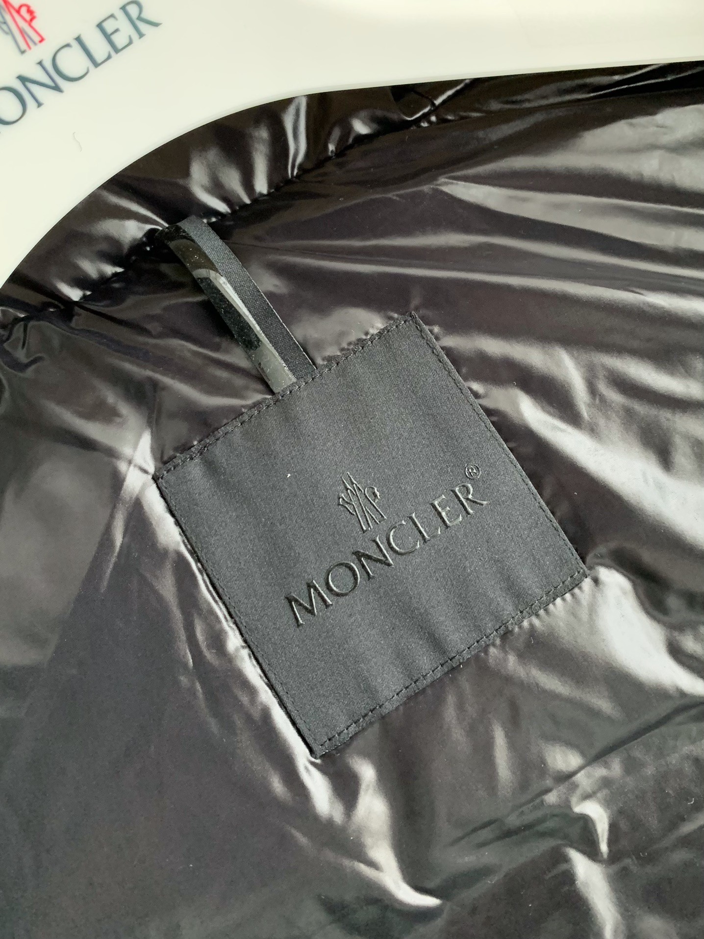 【#2344】Moncler Montbeliard down jacket