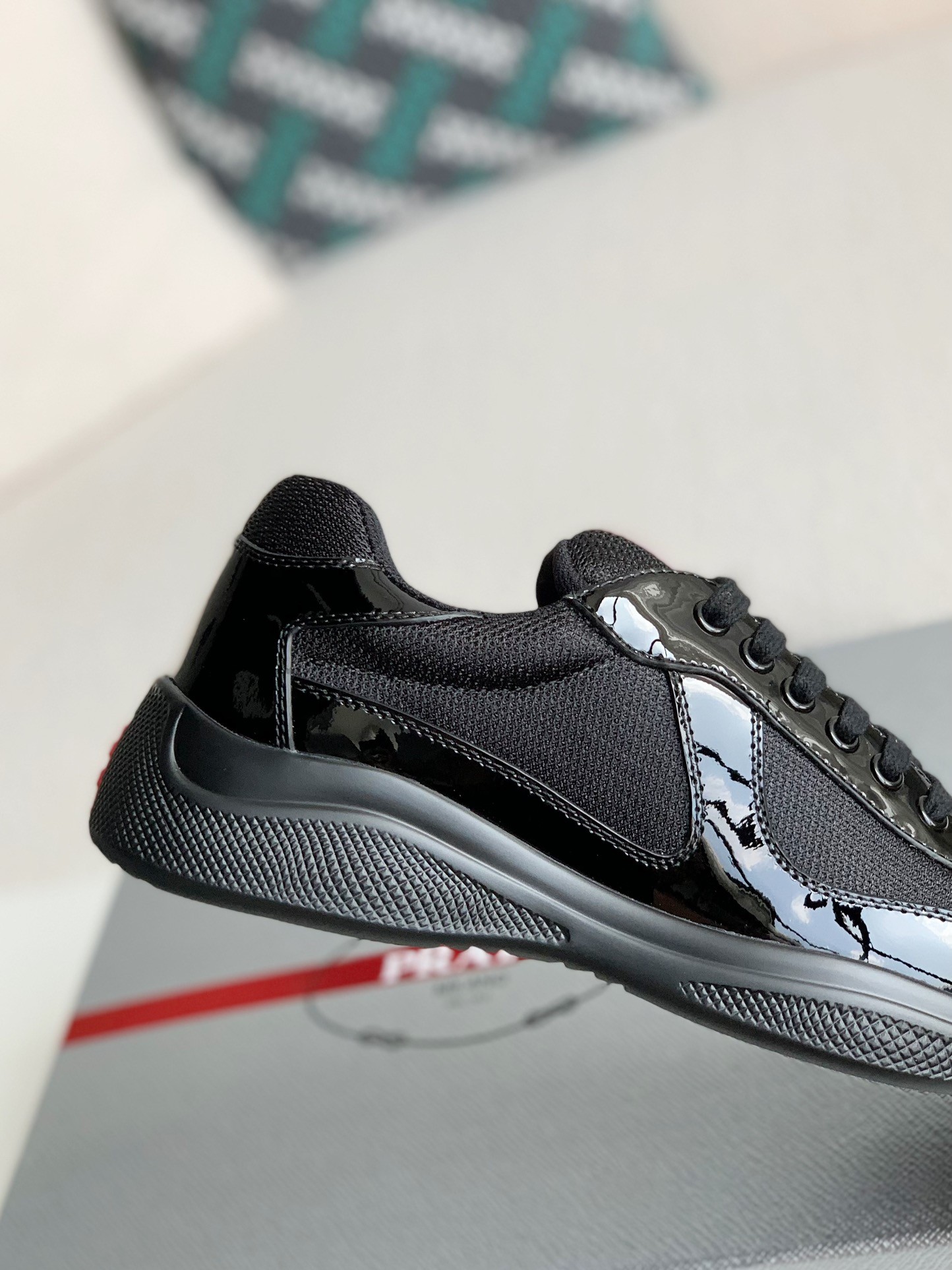 【#607】Prada Sneakers