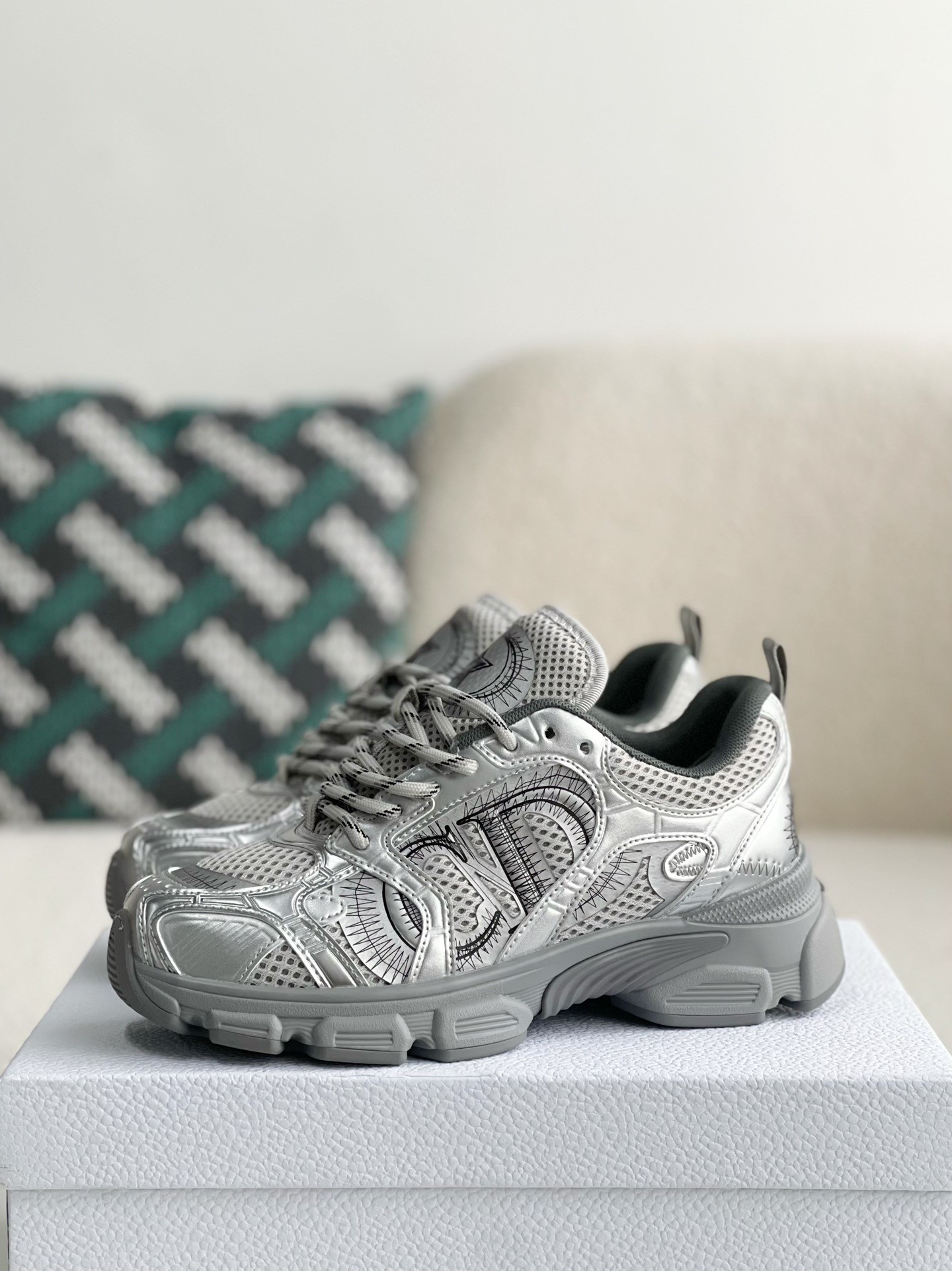 【#3363】 DlOR Running Sneakers