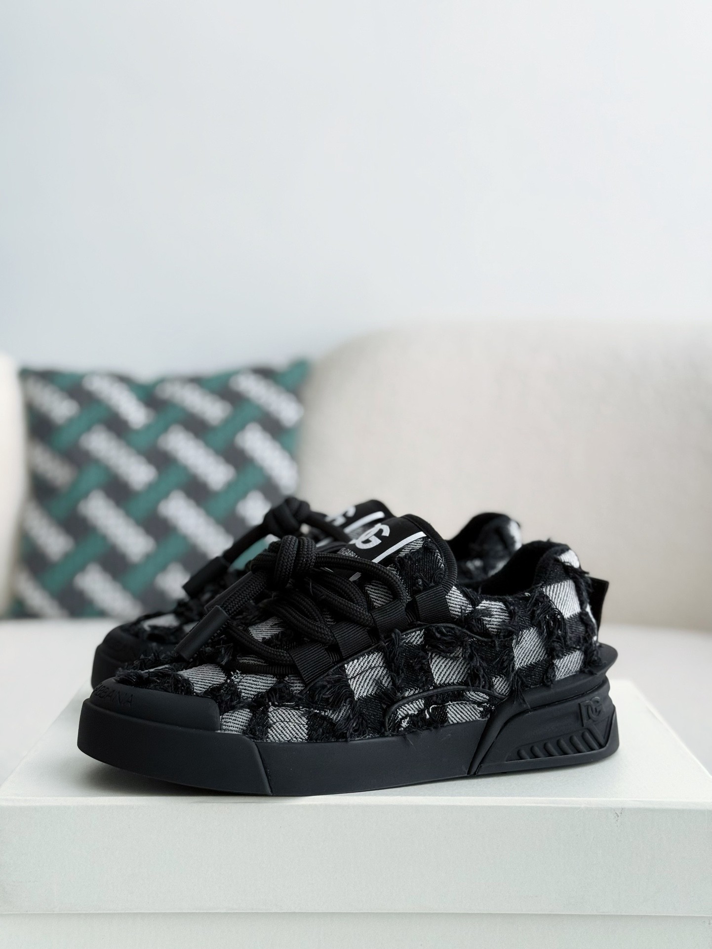 【#3881】Dolce&Gabbana Sneakers