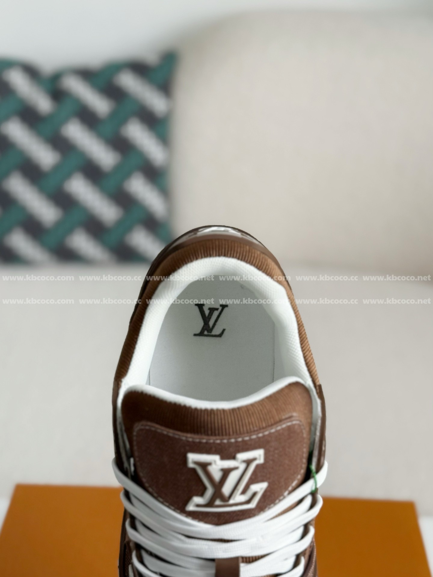 【#5439】 LOUIS VUITTON TRAINER SNEAKERS