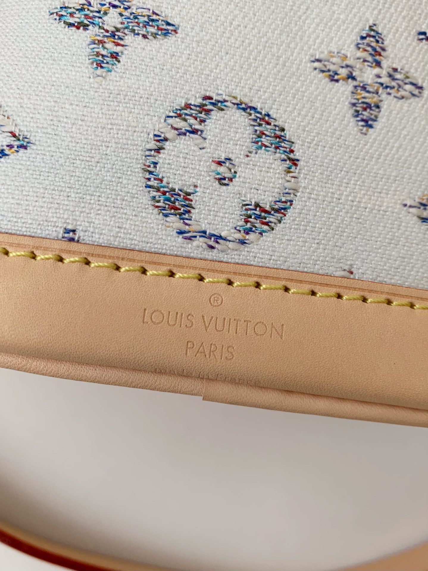 Louis Vuitton The new Nano No é M83453