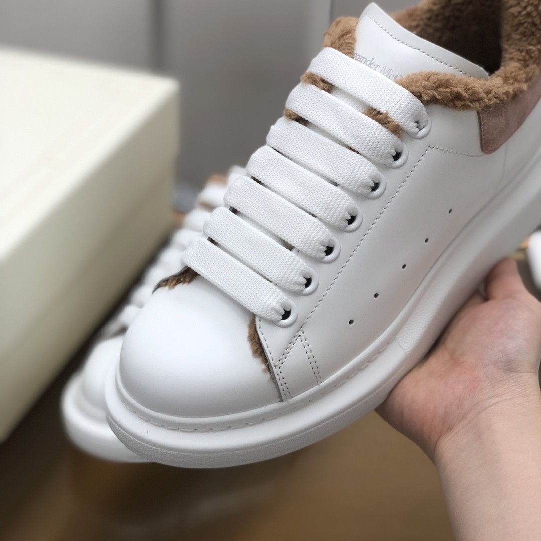 Alexander McQueen MO White velvet Lining Sneakers