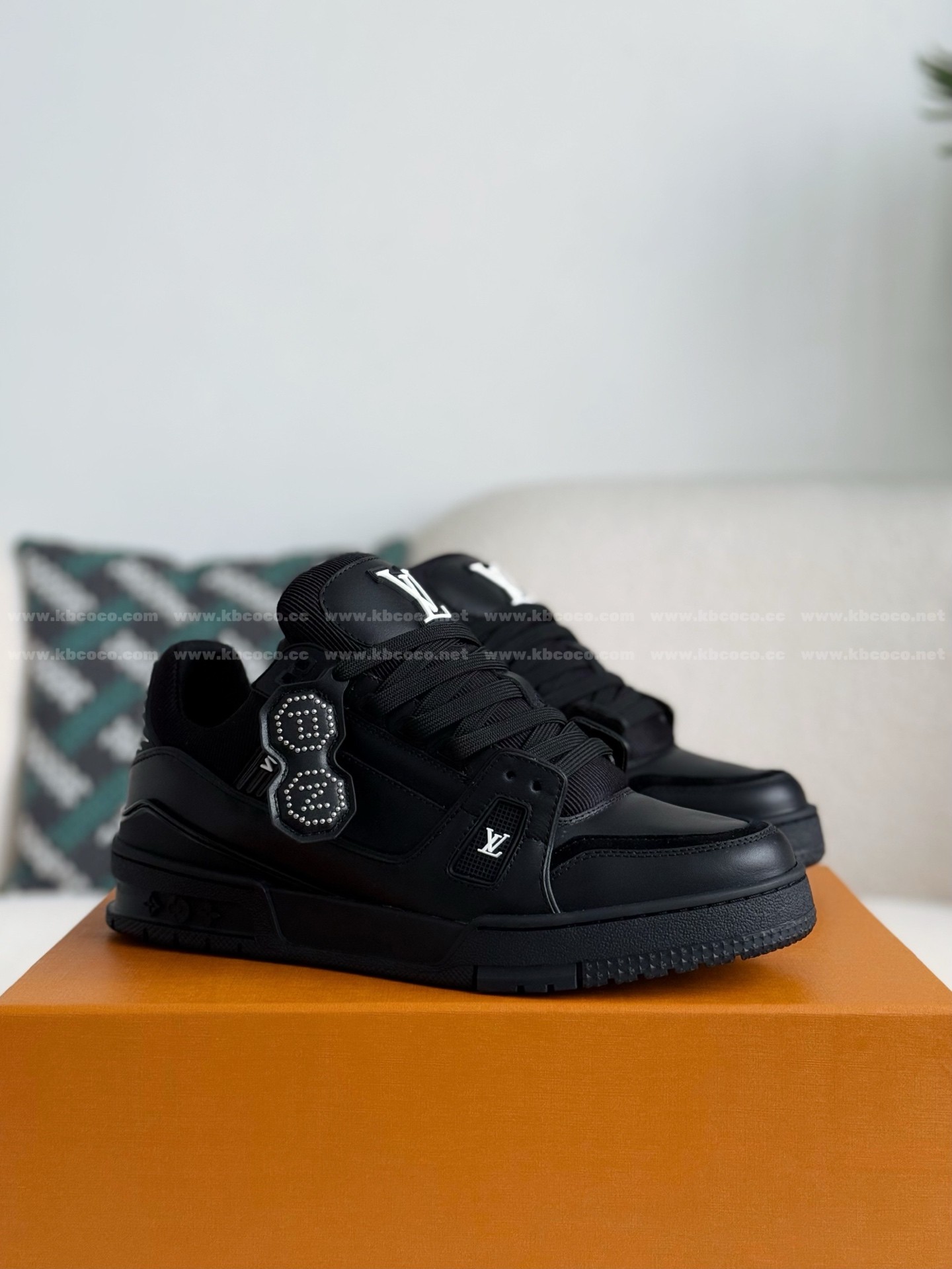 【#5860】 LOUIS VUITTON x NIGO TRAINER FW25 SNEAKERS
