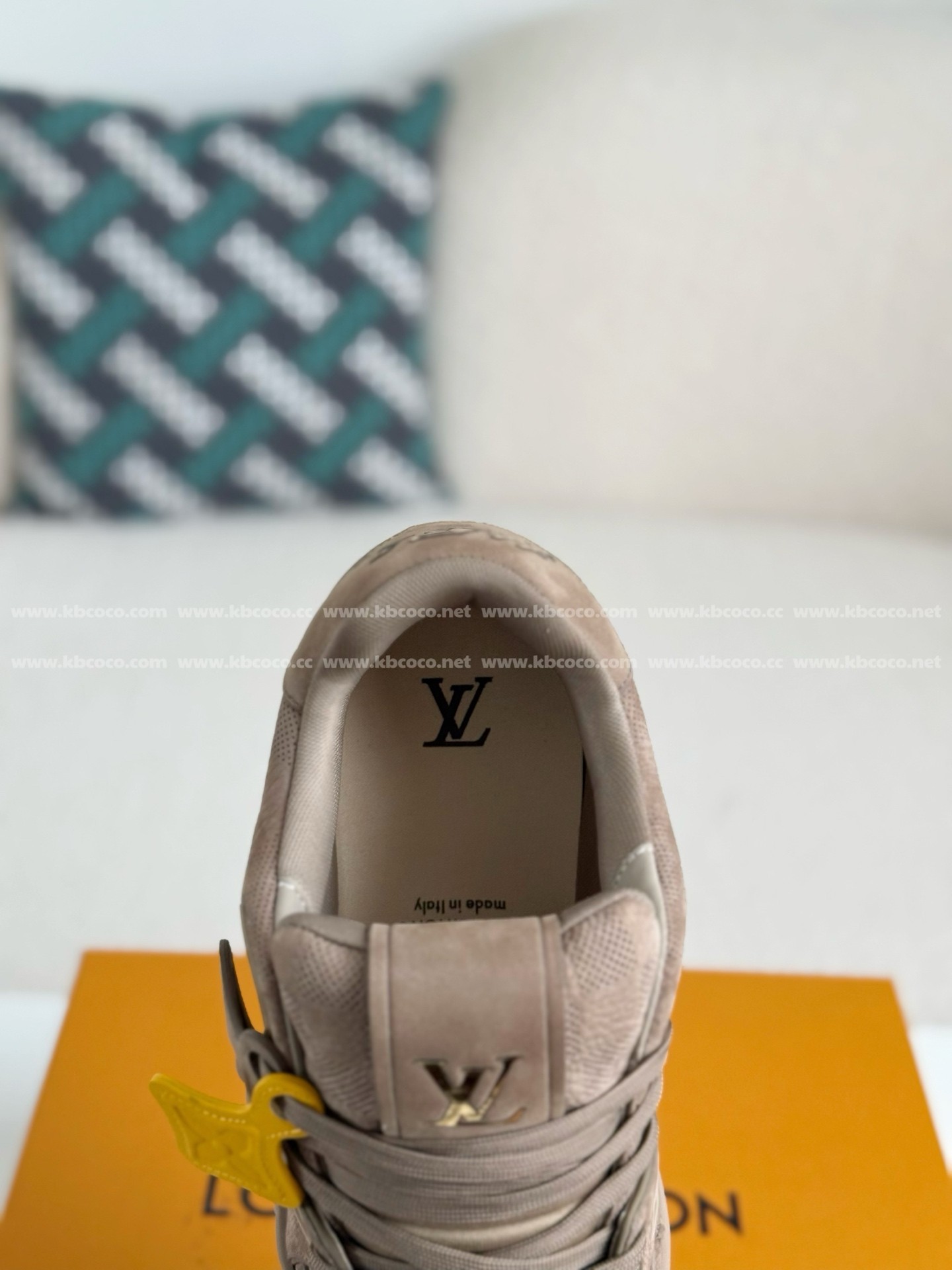 【#4873】 LOUIS VUITTON TRAINER SNEAKERS