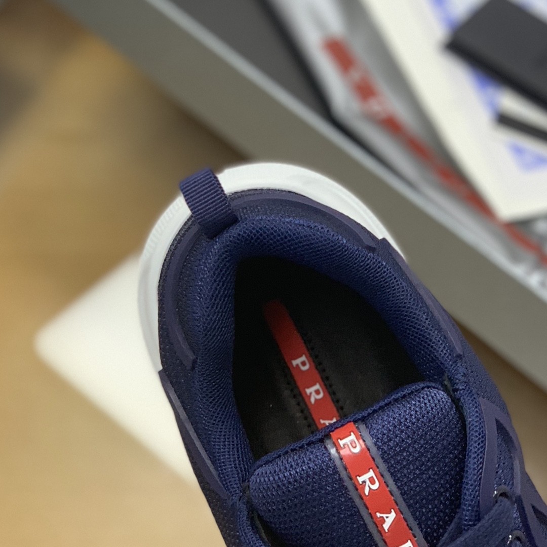 【#614】 Prada Sneakers