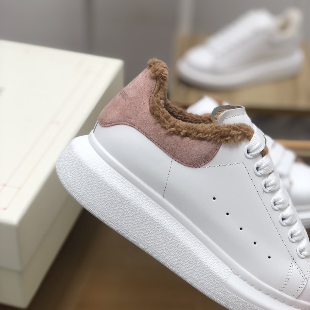 Alexander McQueen MO White velvet Lining Sneakers