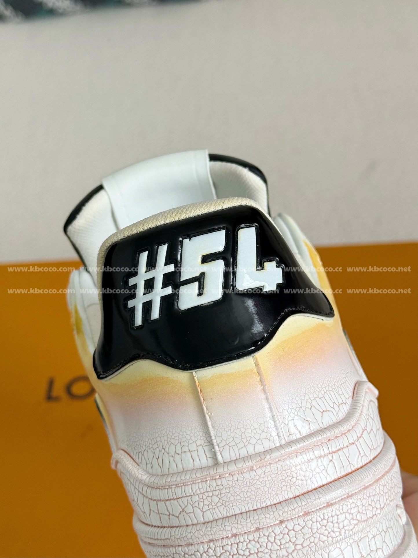 【#4493】 LOUIS VUITTON TRAINER SNEAKERS
