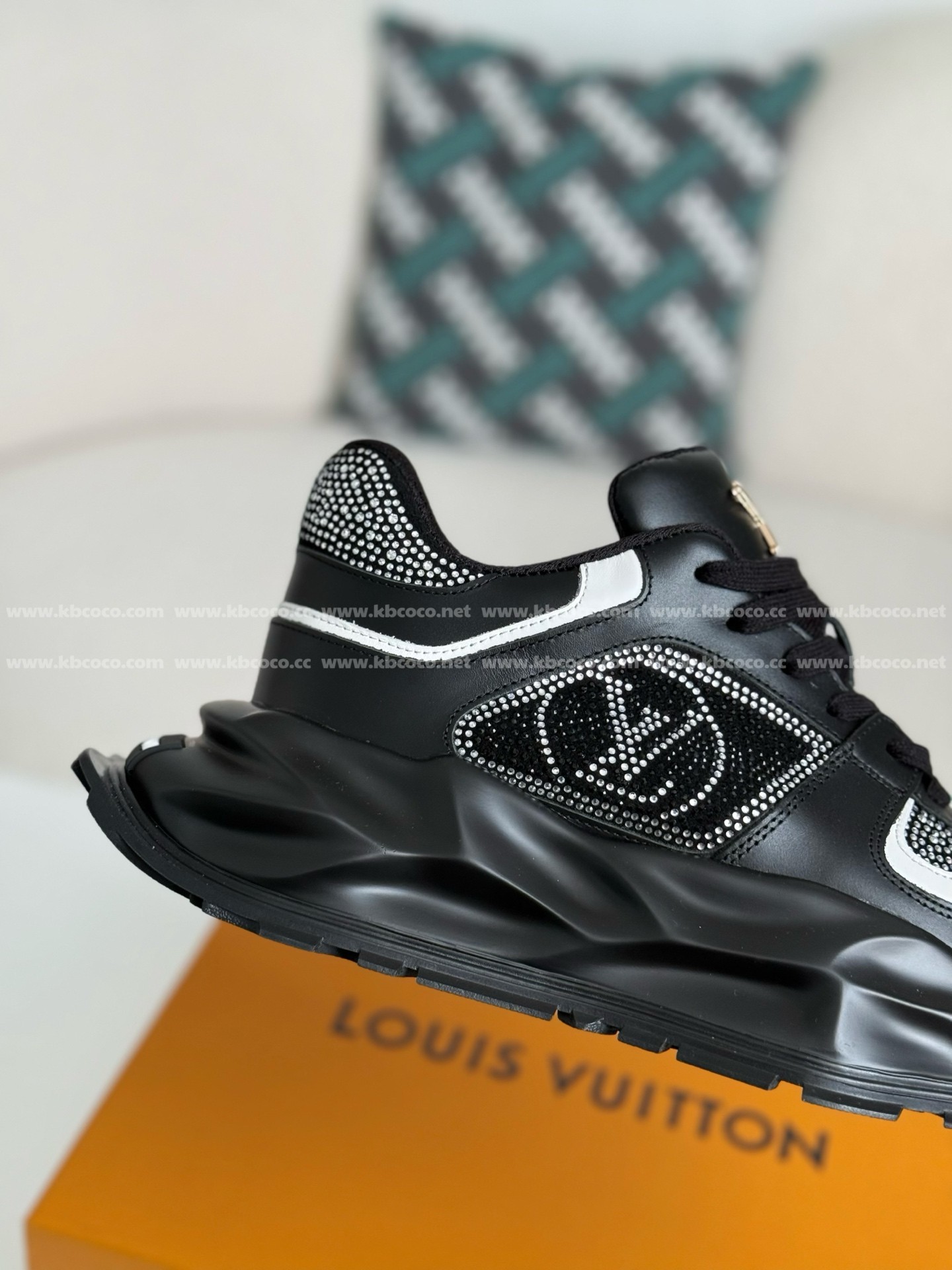 【#5075】 LOUIS VUITTON CASUAL SPORTS SHOES