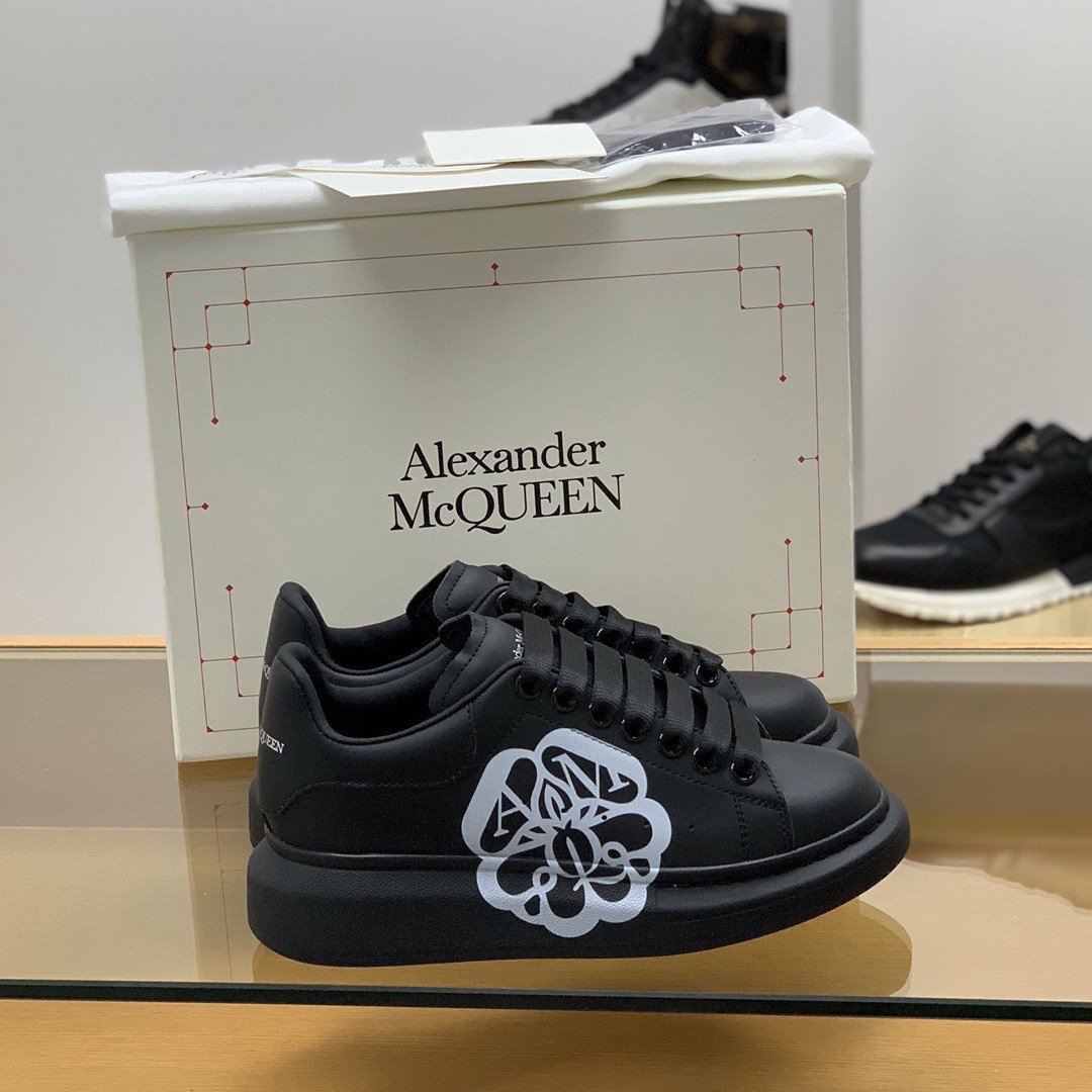 Alexander McQueen MO 3D black bloom Sneakers