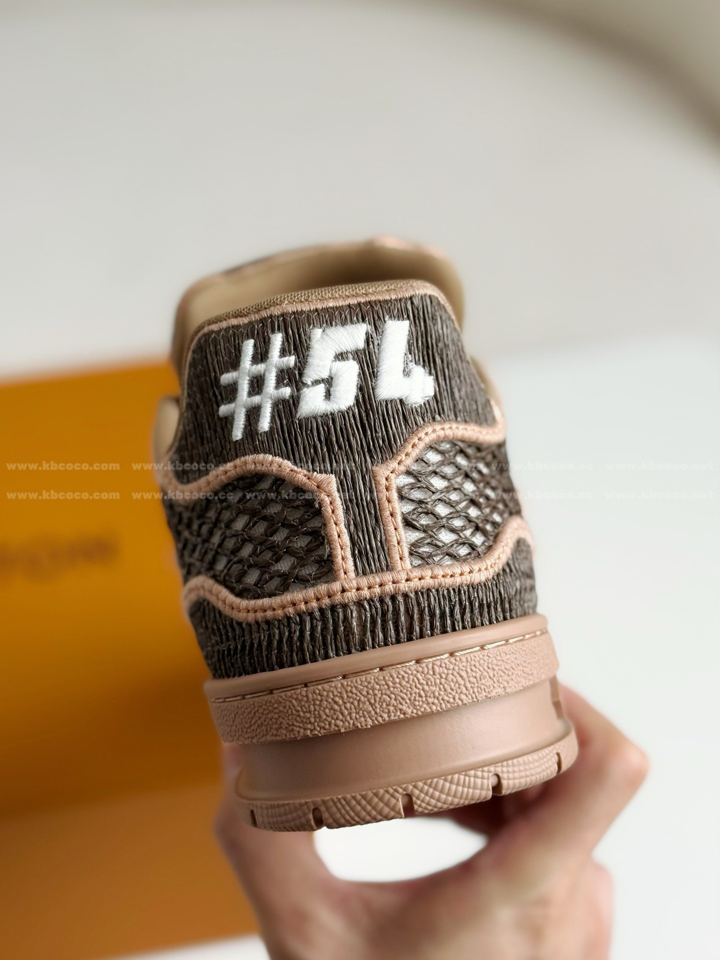 【#5880】LOUIS VUITTON TRAINER SNEAKERS