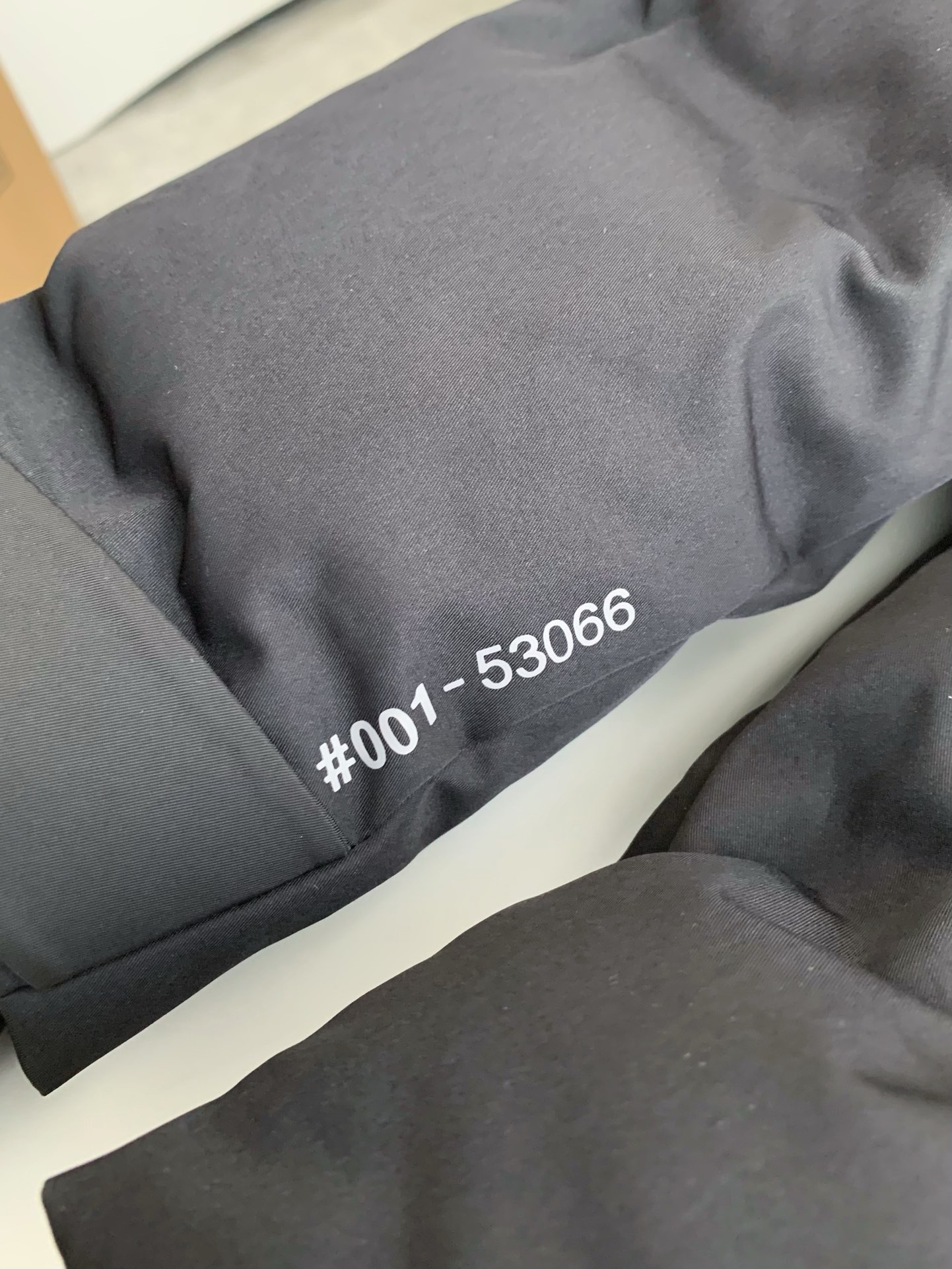 【#3712】Moncler Montbeliard down jacket