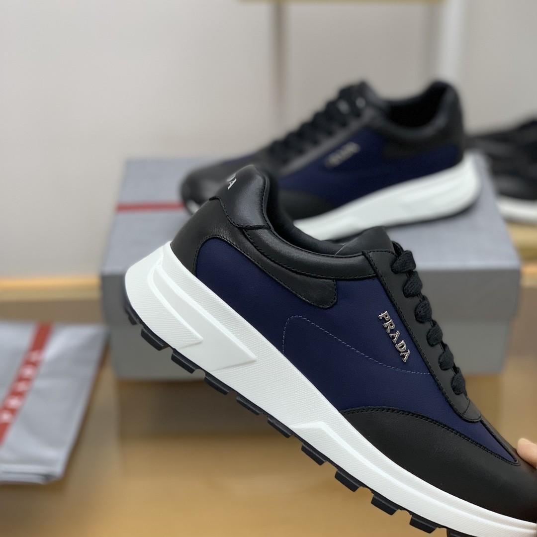 【#620】 Prada Sneakers