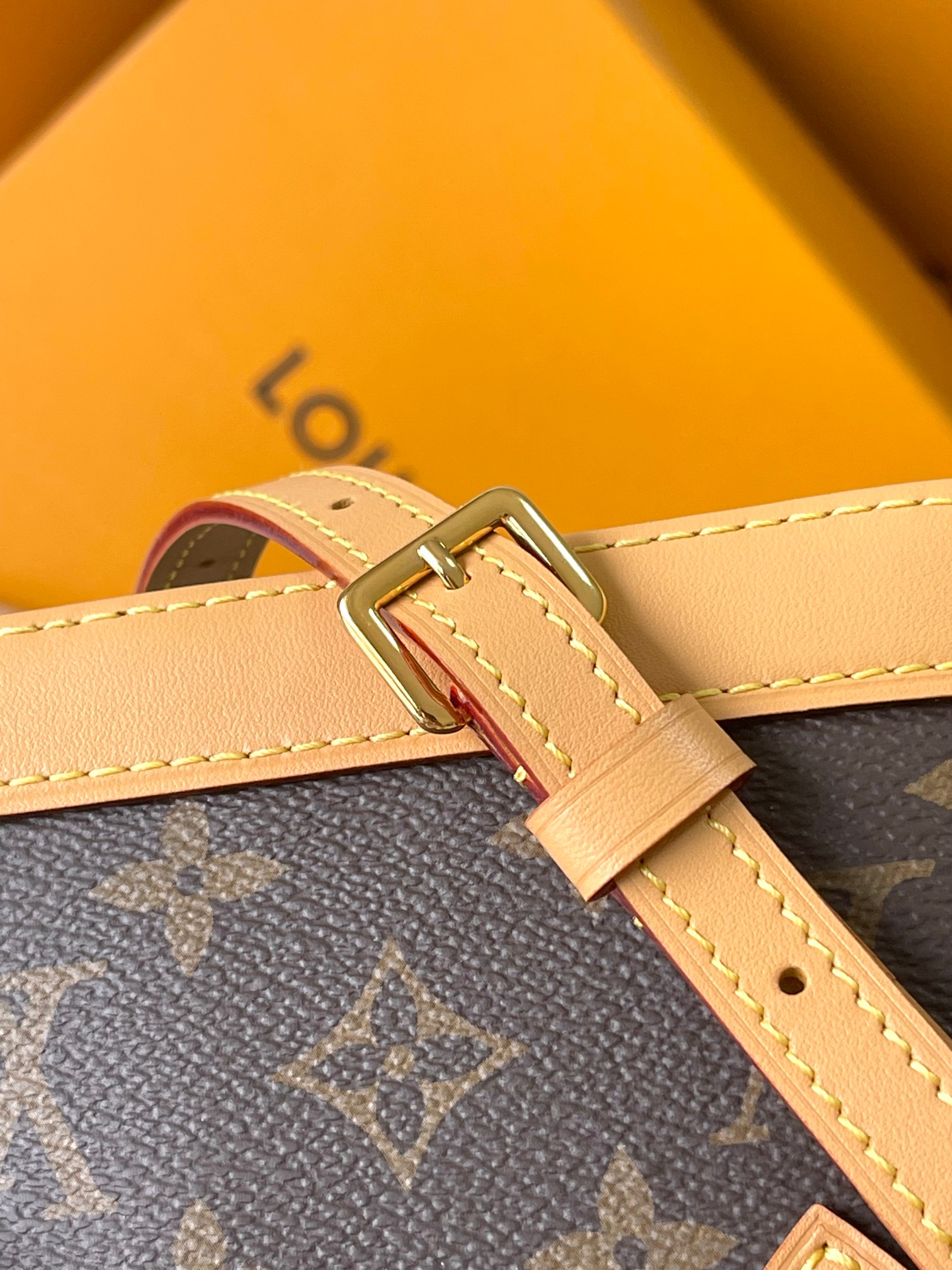 LOUIS VUITTON Alma Handbag/Top Quality M82717