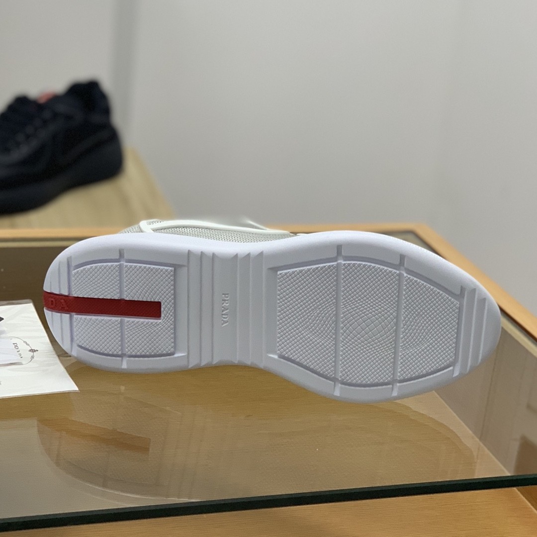 【#608】 Prada Sneakers