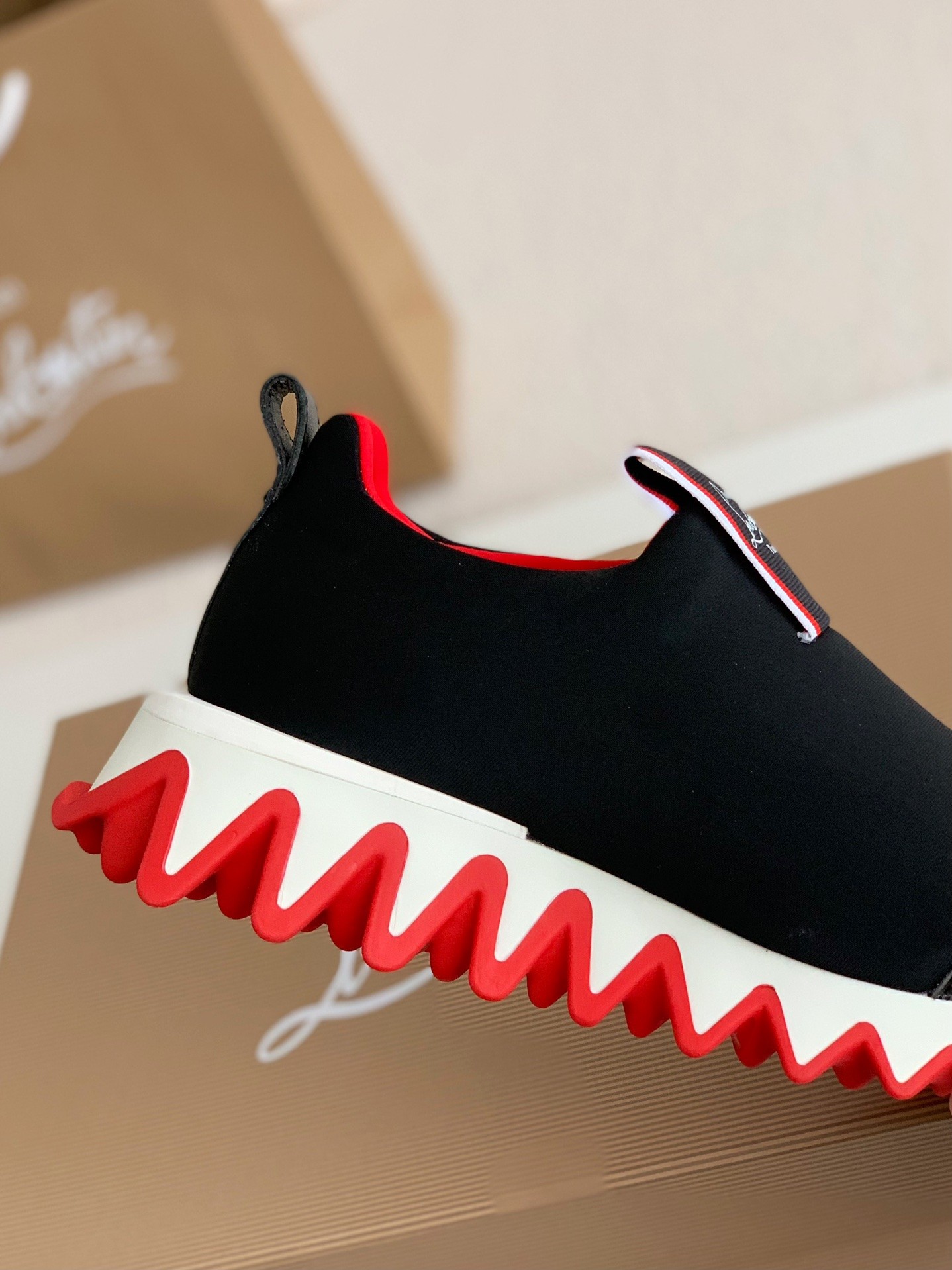 【#1056】Christian Louboutin Sneakers