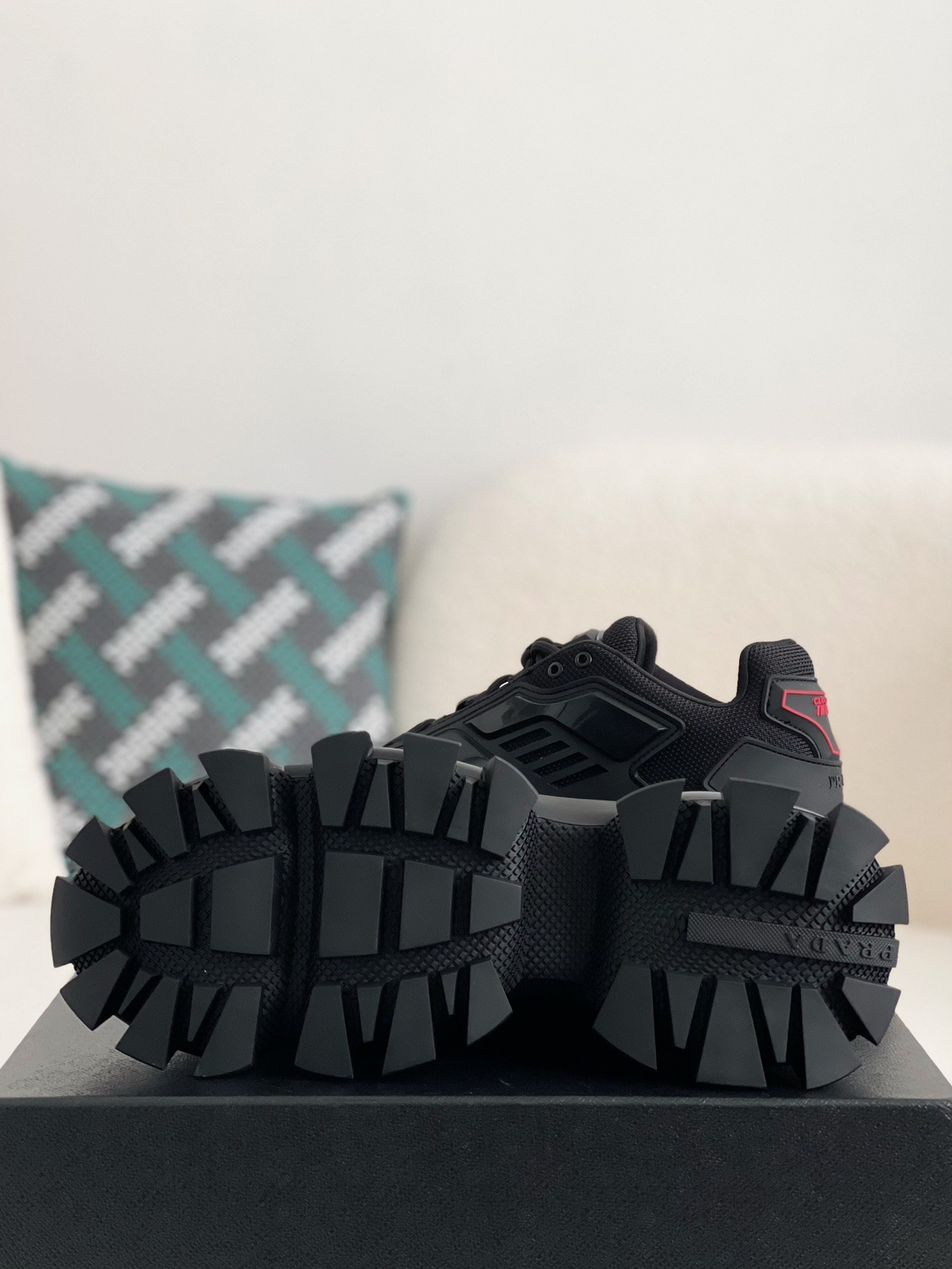 【#1511】 Prada Cloudbus Thunder technology fabric sneakers