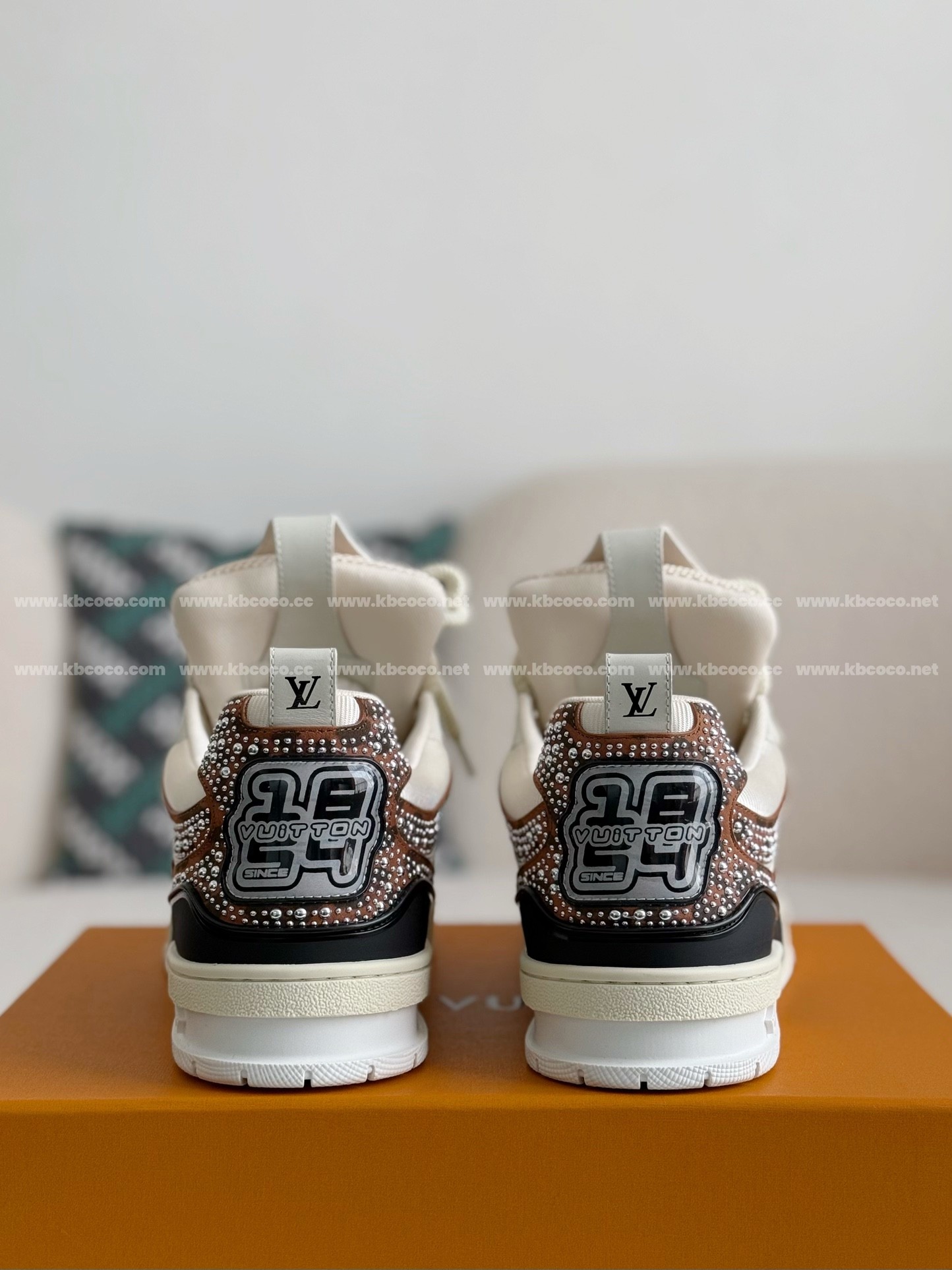 【#4071】 LOUIS VUITTON SKATE SNEAKERS