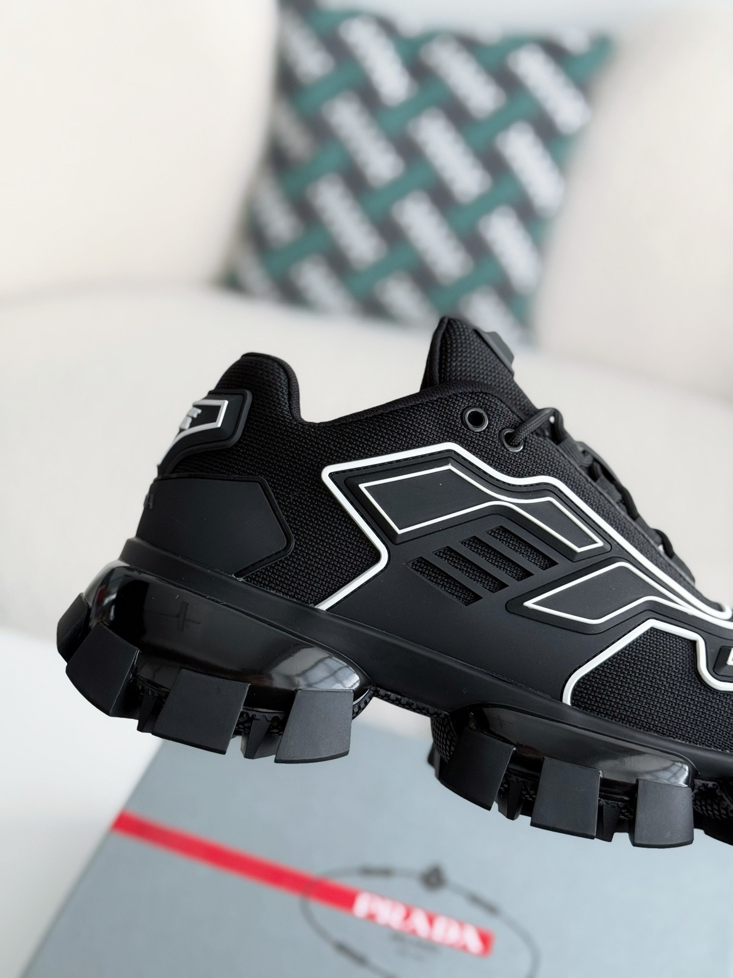 【#3878】Prada Cloudbus Thunder technology fabric sneakers