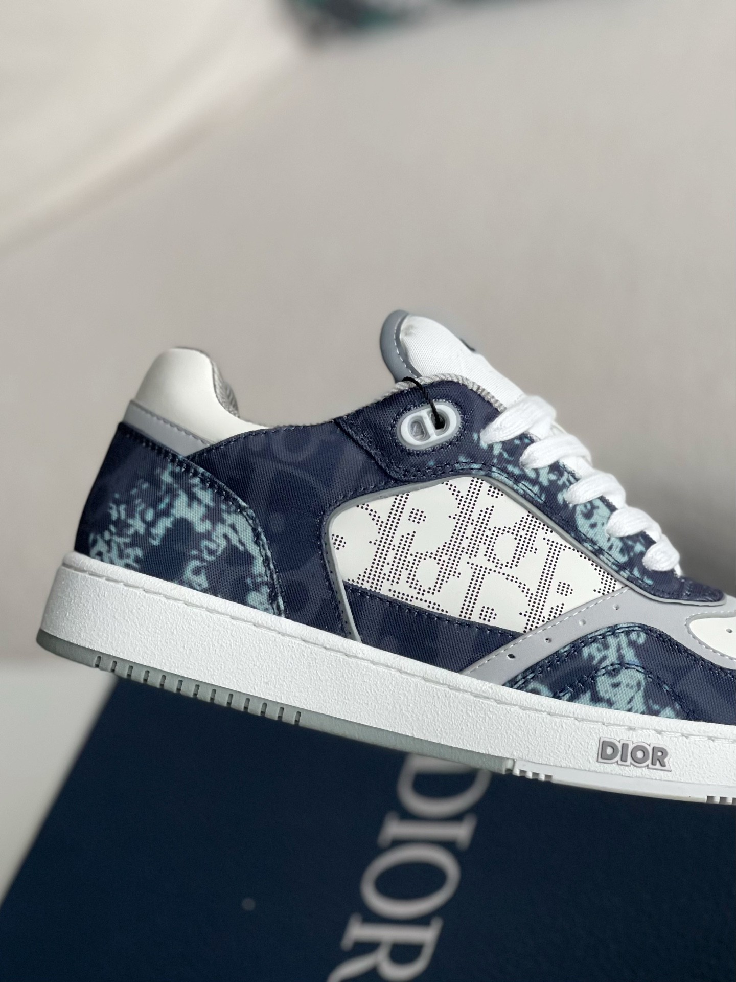 DlOR New B27 Sneaker