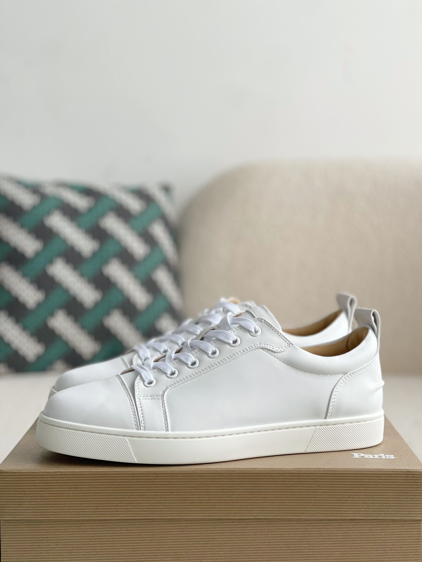 【#3562】 Christian Louboutin Sneaker