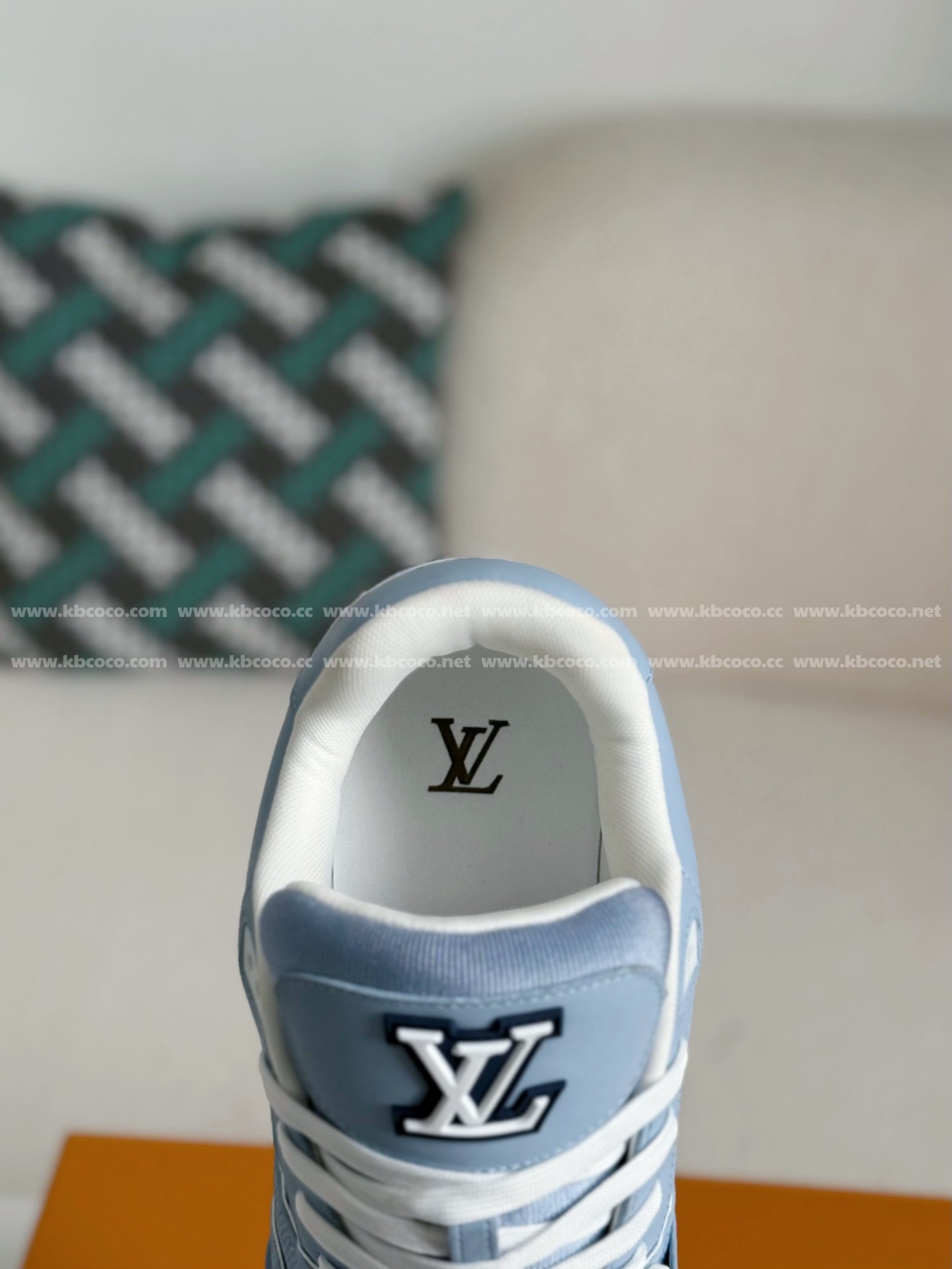 【#5424】 LOUIS VUITTON TRAINER SNEAKERS
