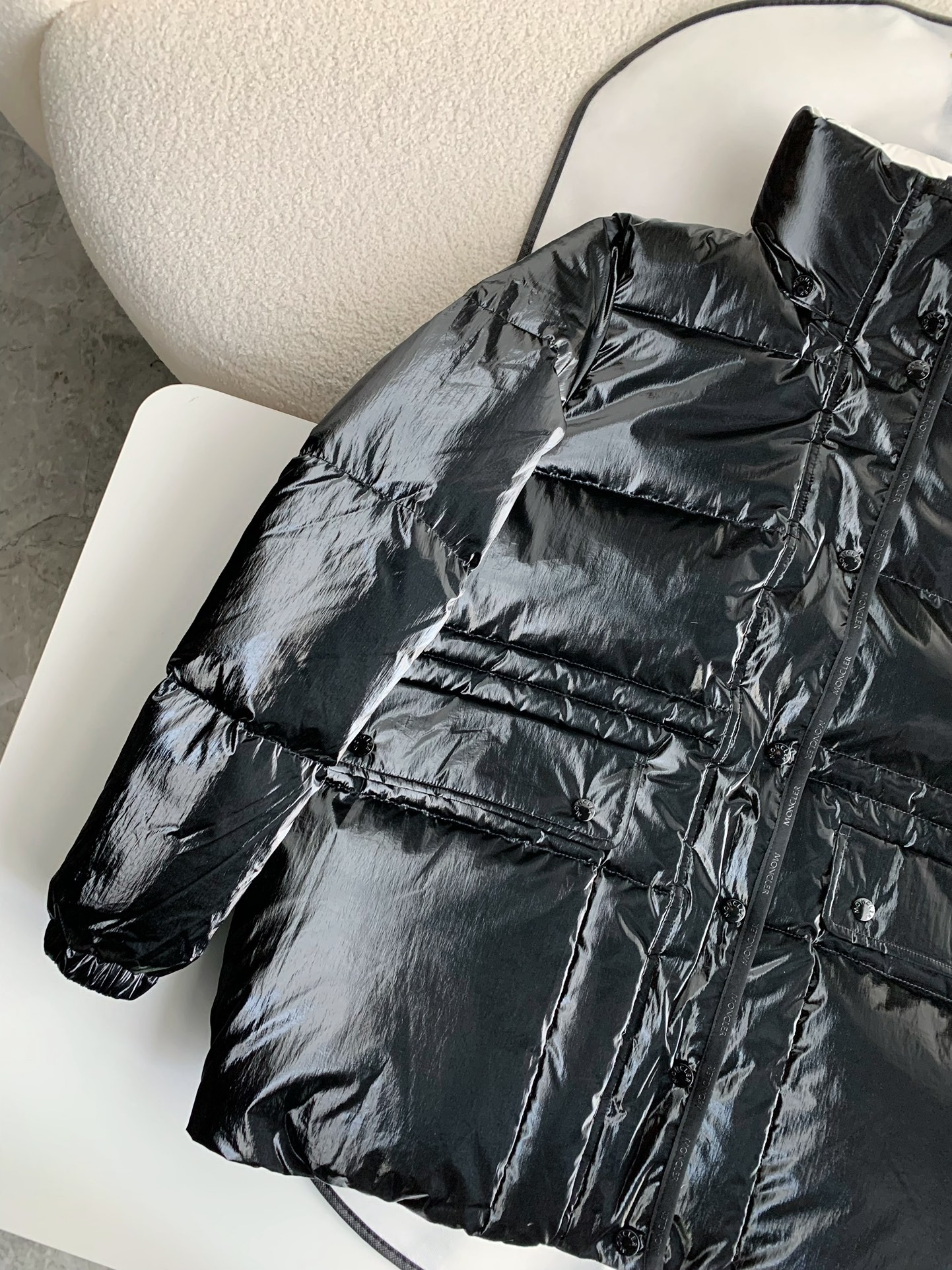【#2358】Moncler Short men's down jacket