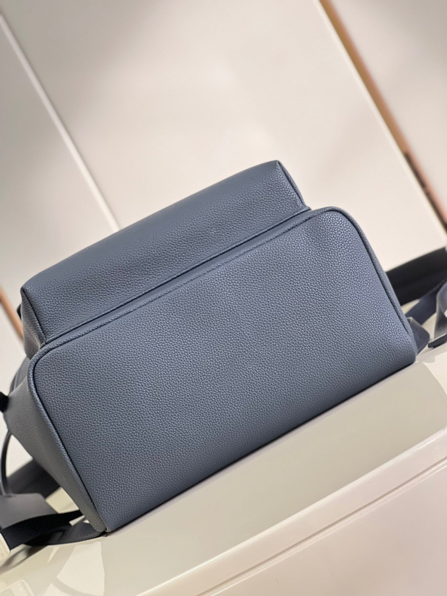 LOUIS VUITTON TAKEOFF Backpack/Top Quality M21362