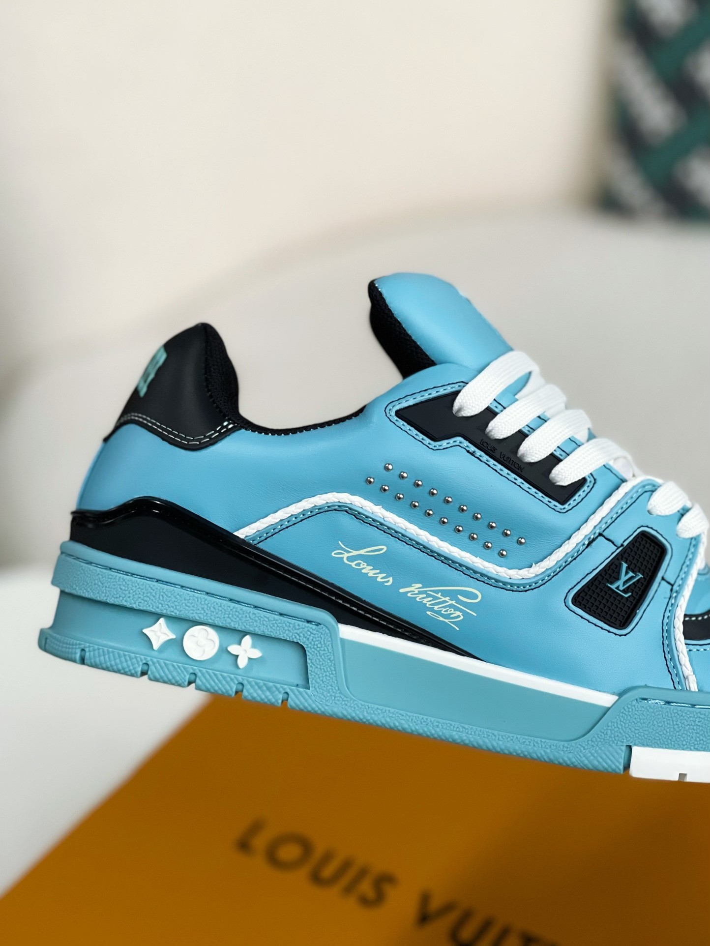 [#3342]LOUIS VUITTON TRAINER SNEAKERS