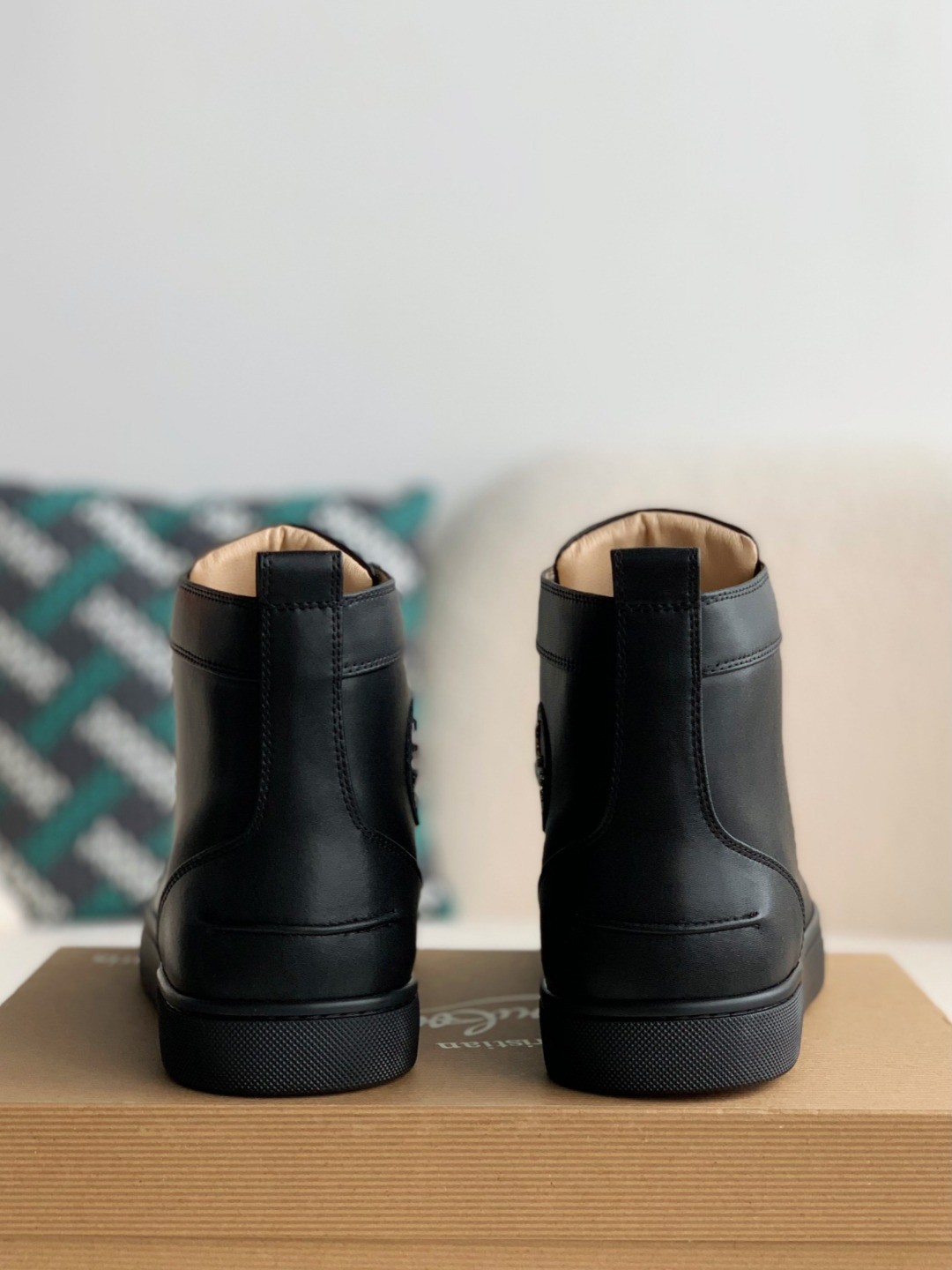 【#2009】Christian Louboutin Sneakers High