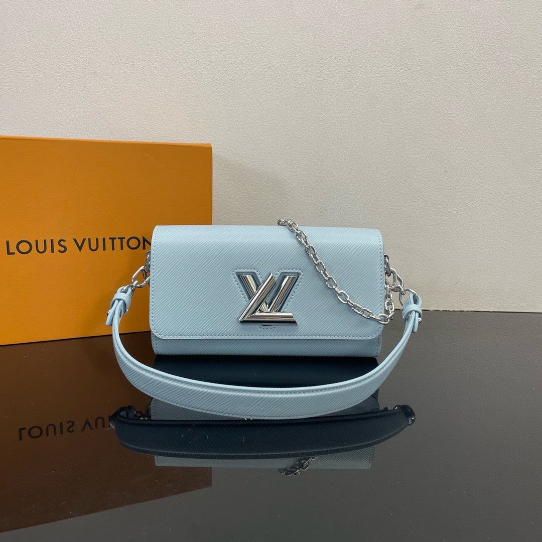 LOUIS VUITTON twist Shoulder bag/top quality M24566