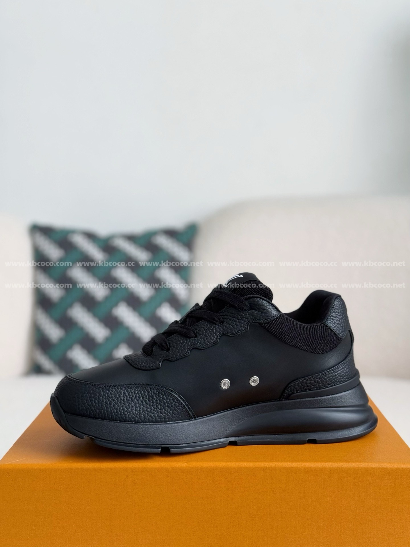 【#4640】 LOUIS VUITTON 2025 Autumn And Winter Series Classic Leather Casual Shoes