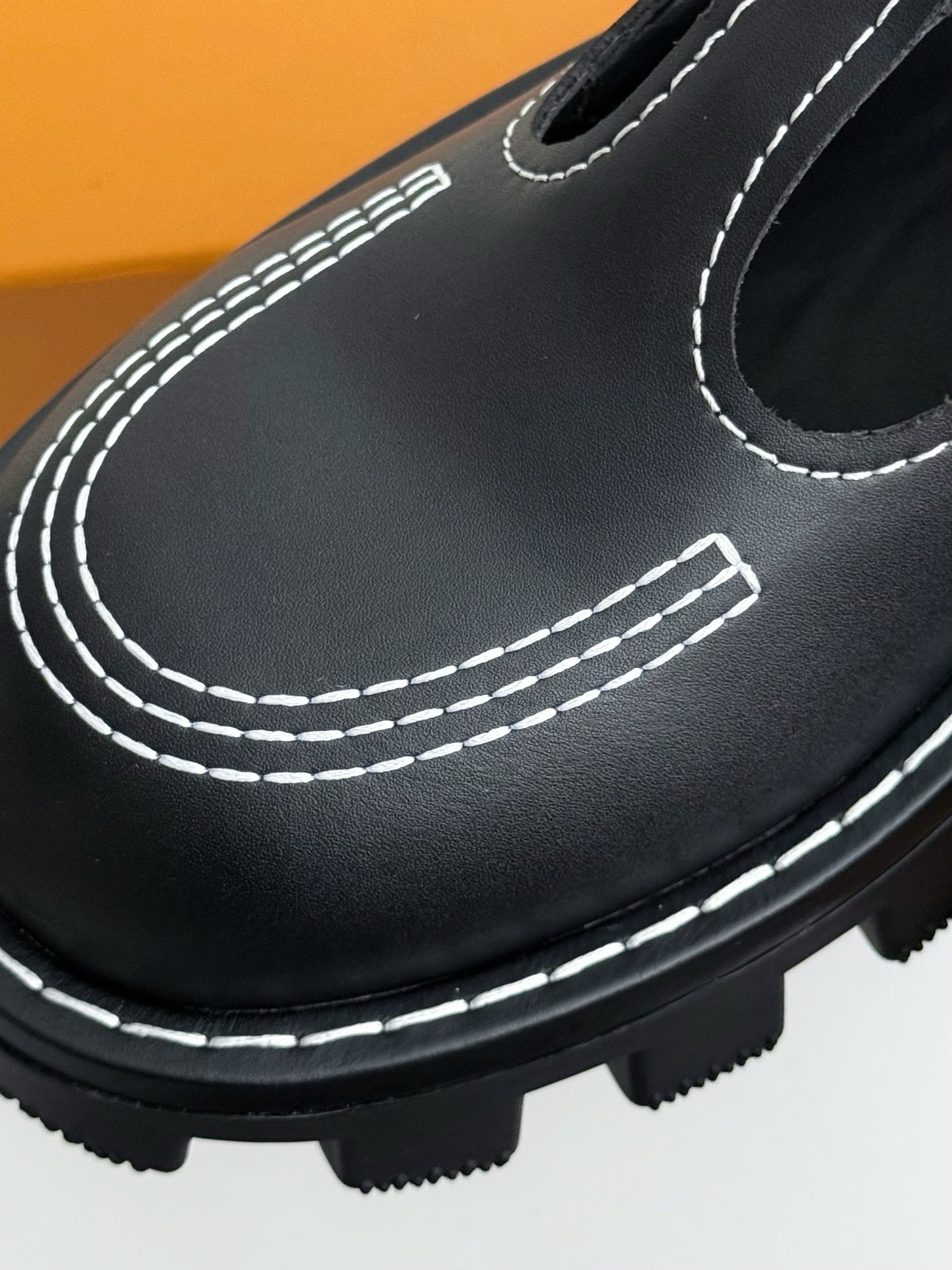 [#3875]LOUIS VUITTON Cow leather/Round head buckle Casual Shoes